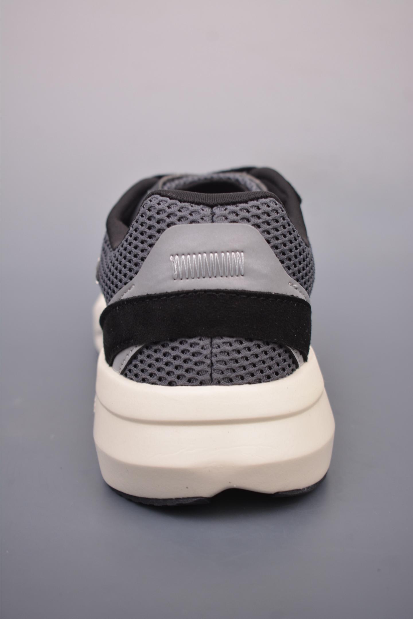 1be9fc139a5a58af25140ddc5008b071.jpg