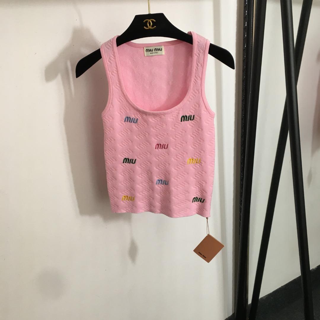 1e4b31bcf701d8f72682c1588cd28b99.jpg