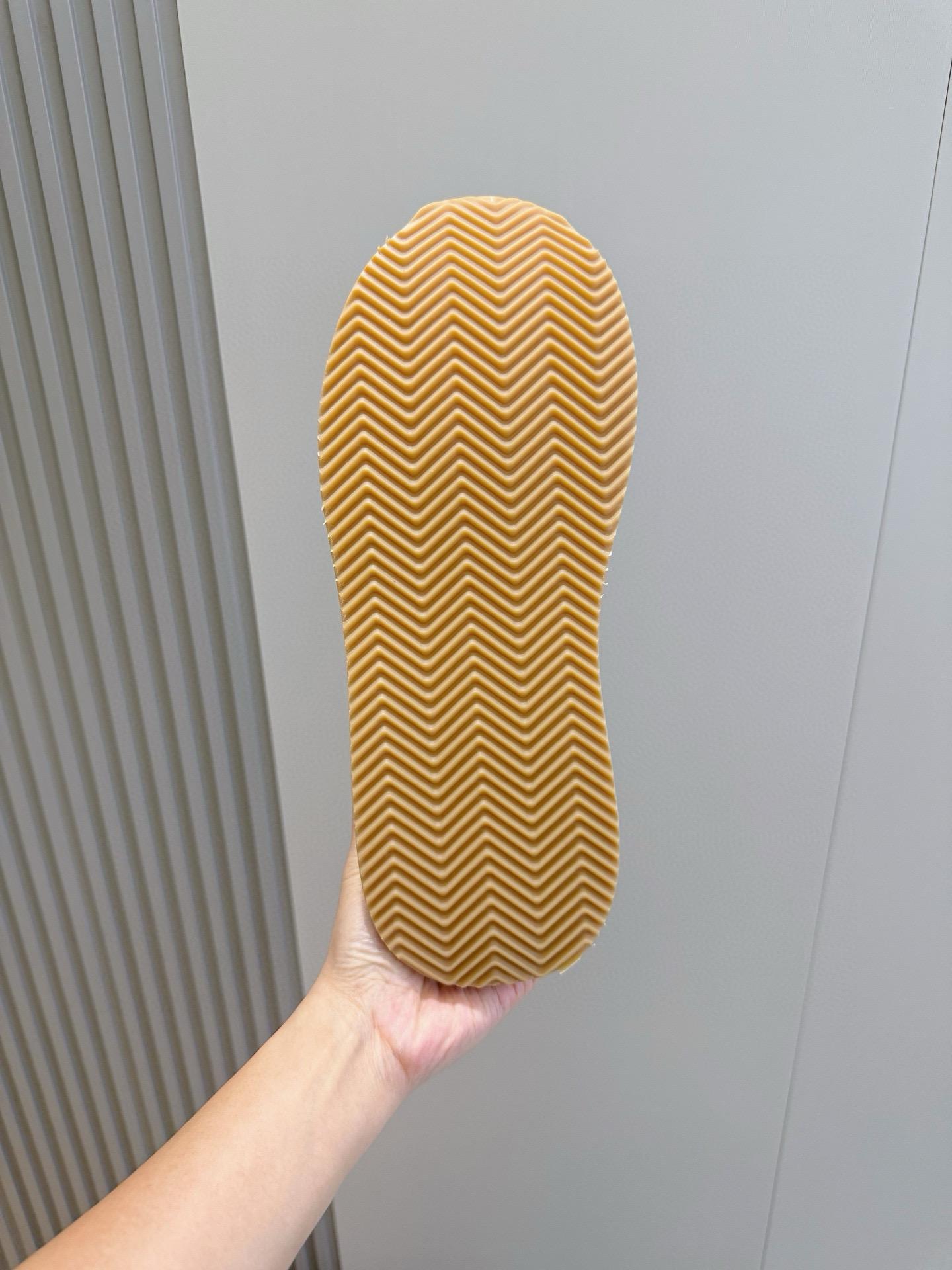 9ad1bb9b1cbb85c42d0fbcd208fe3f8e.jpg