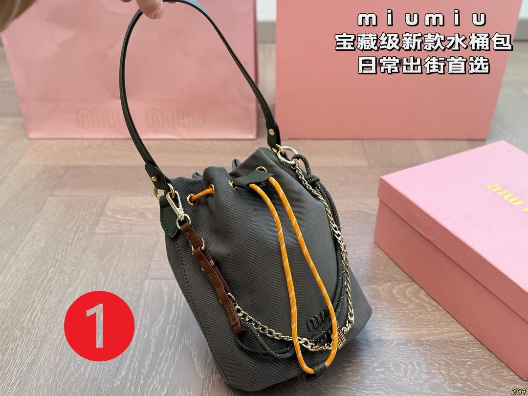 ce730ecd03f9d490d4cd2d8fce956323.jpg