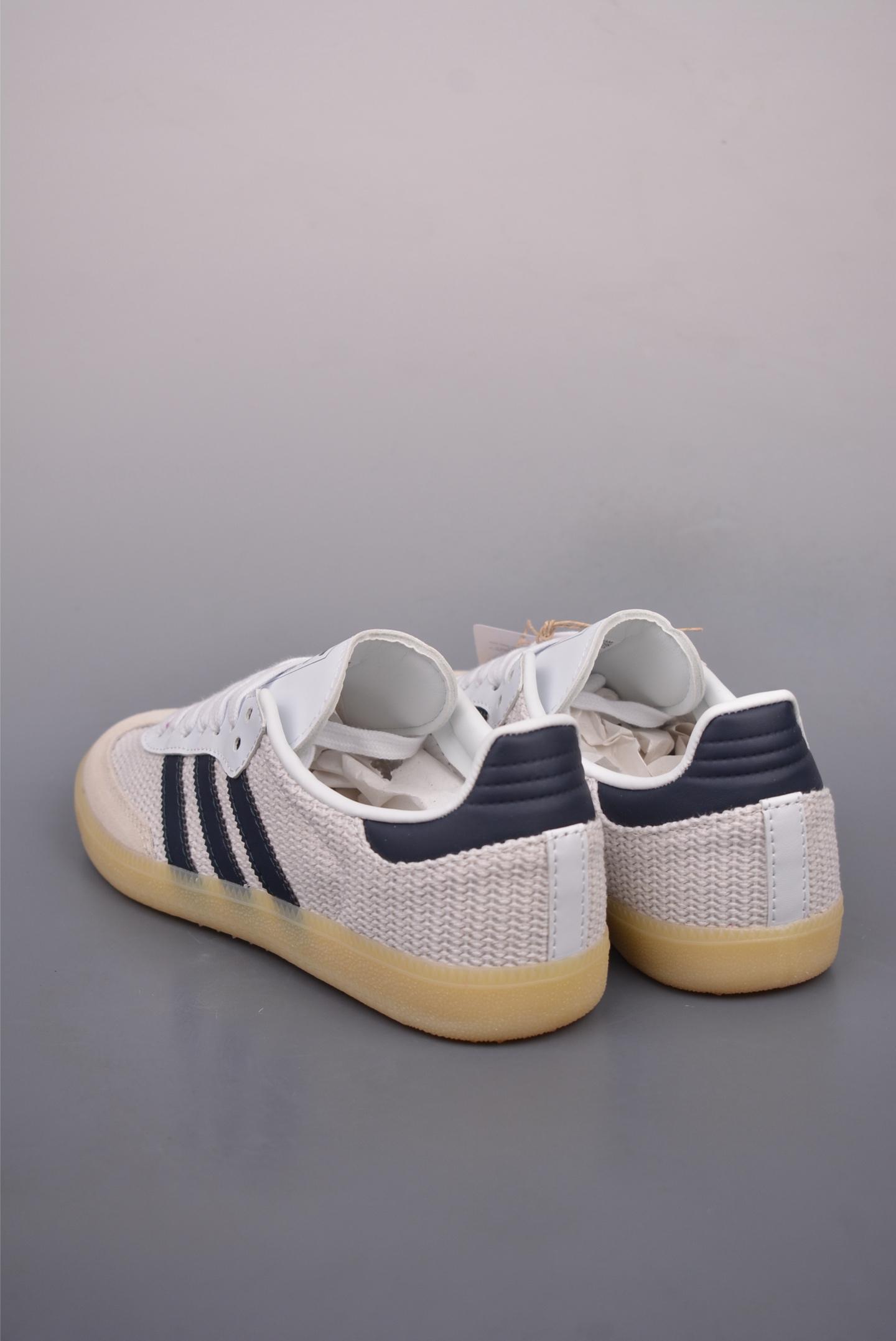 ef12afac379101ce5043d1cc73bee0e3.jpg