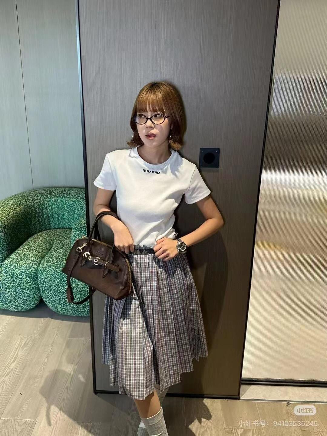 f52f32861940c7e8a3e41cf6e8ef5fe7.jpg