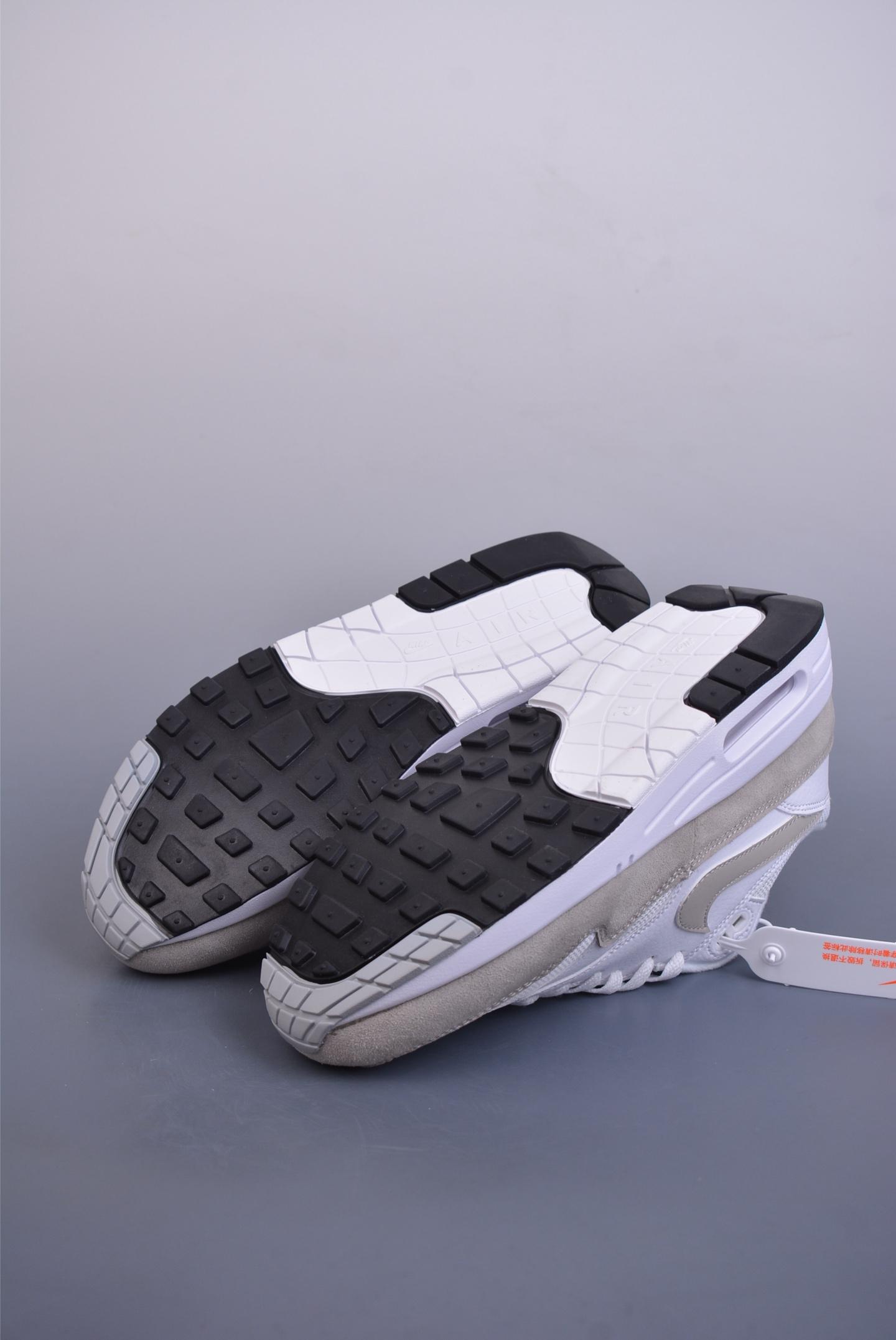 0fb5d4a0278a6a58f7a0f67339fc86a8.jpg
