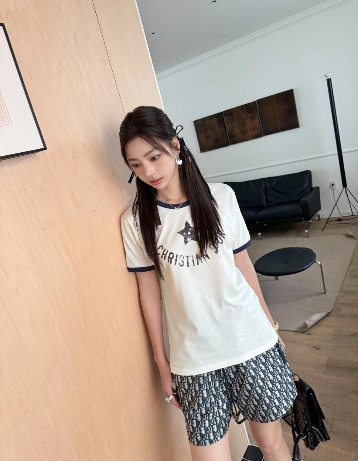 51a3dfdb388afa9c0e370c0643fb61fd.jpg