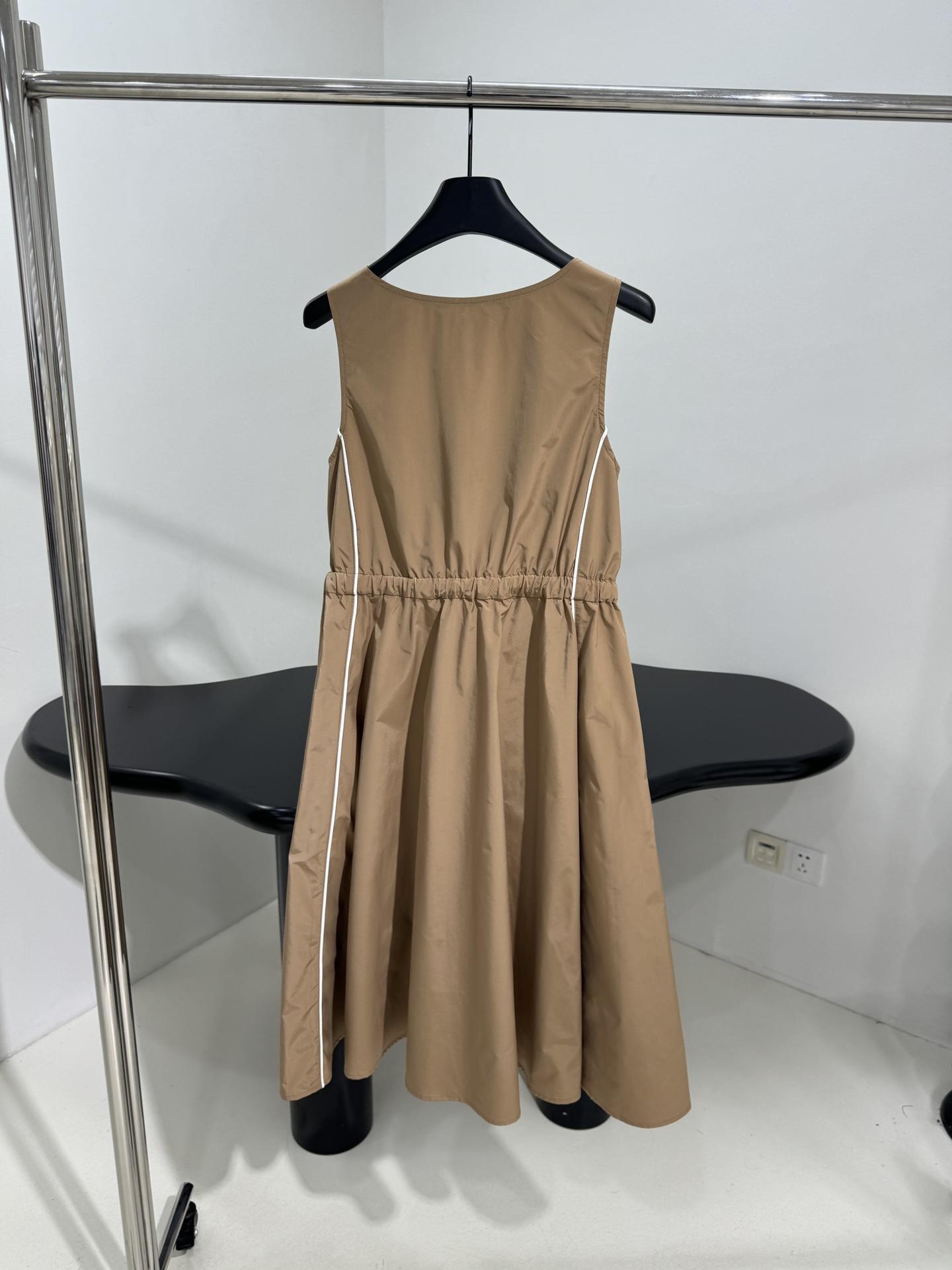 67d75d1a318051c21a6e9993a70cb97f.jpg