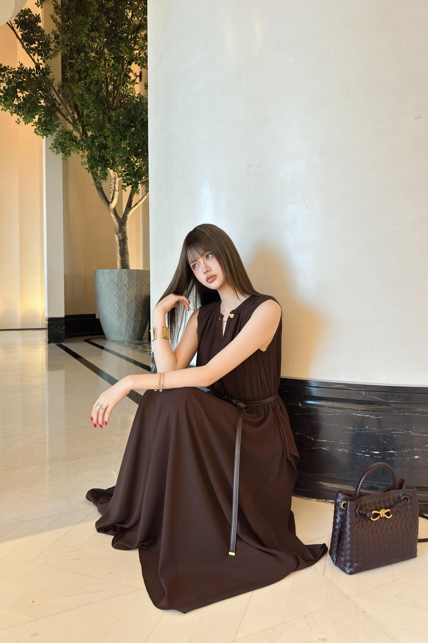 901ec2aae65489bb419ccbfa429f41e0.jpg
