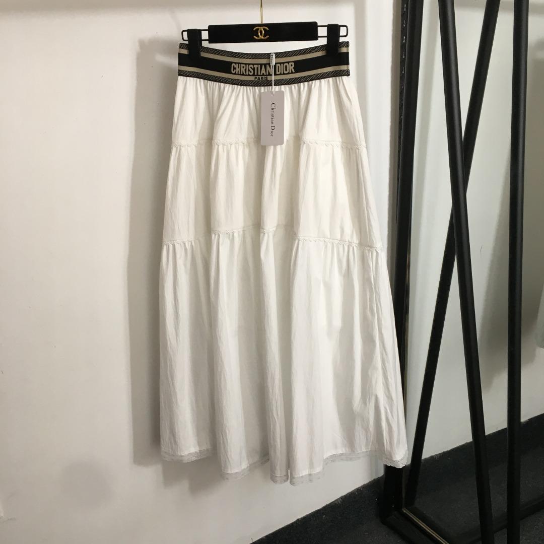 9ab69a528576653c729c56bafb9e30e4.jpg