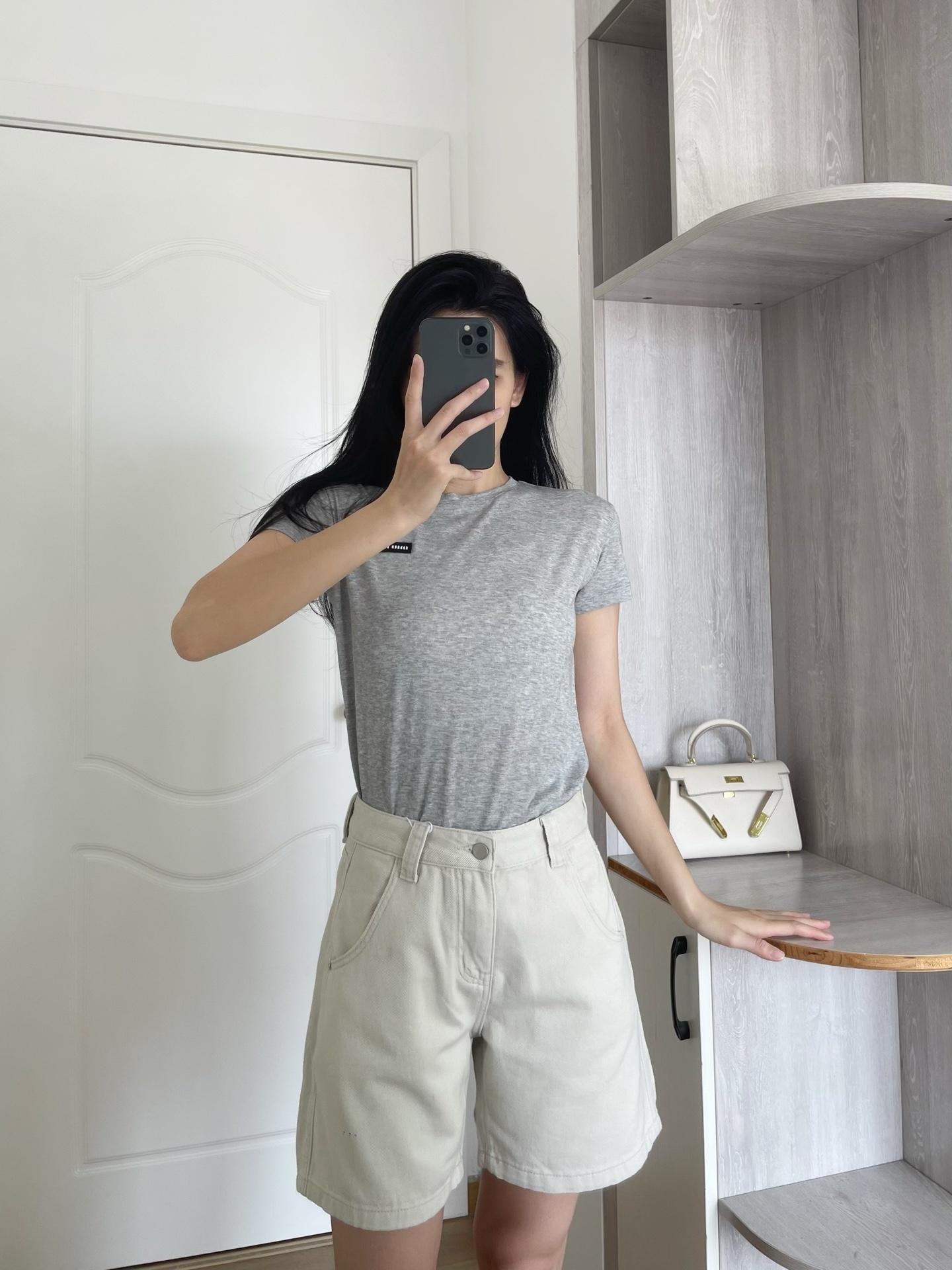 a70d22e8a3c2aadd40745facf023dcee.jpg