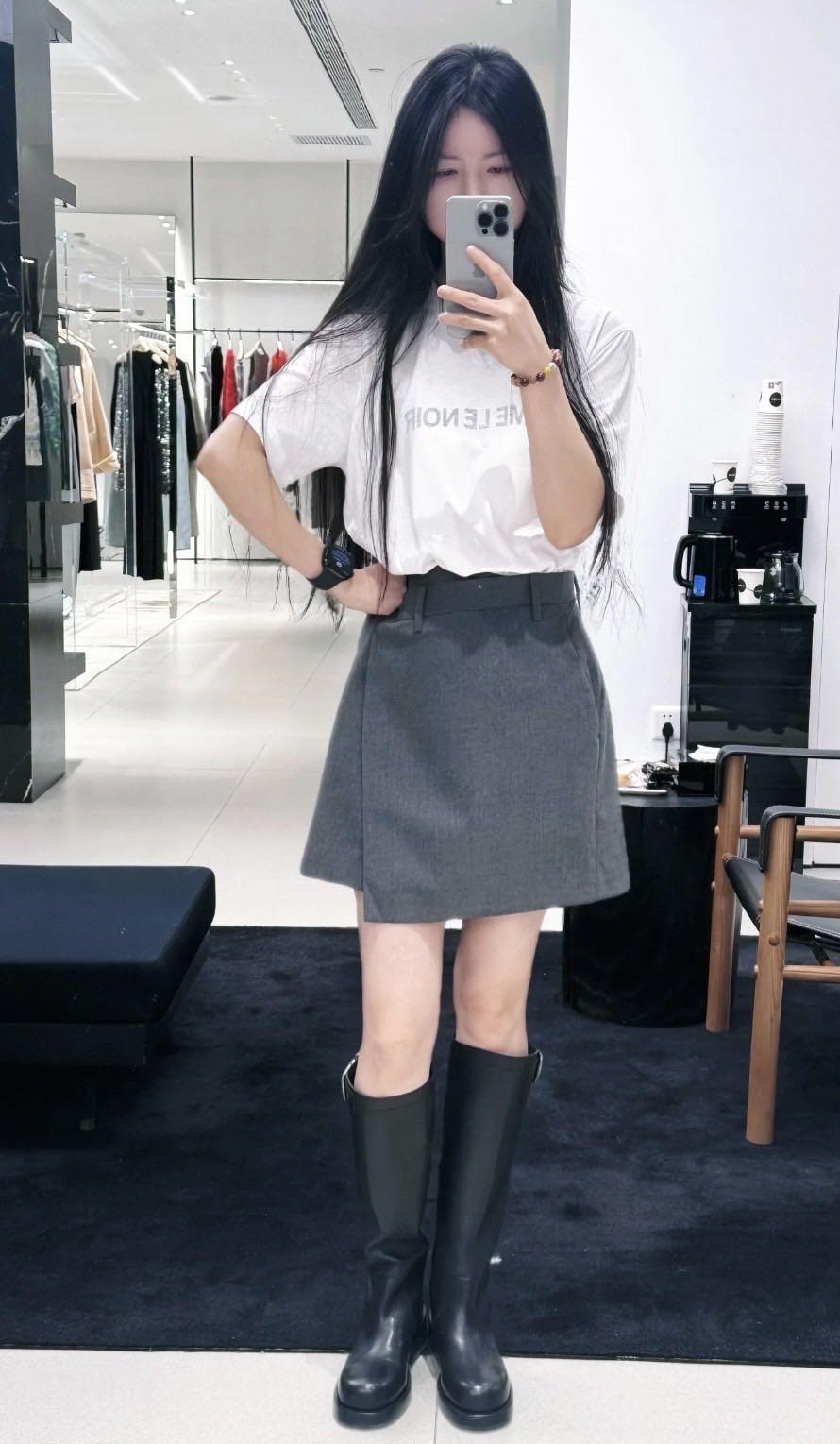 a79fb40cb70e46baa1d93334f0bf0708.jpg