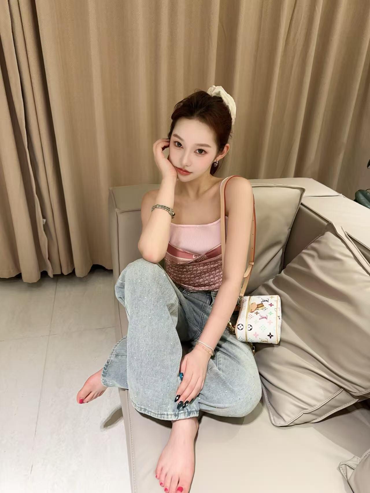 af83f7ccbbb7d36e3dec35487887be1b.jpg