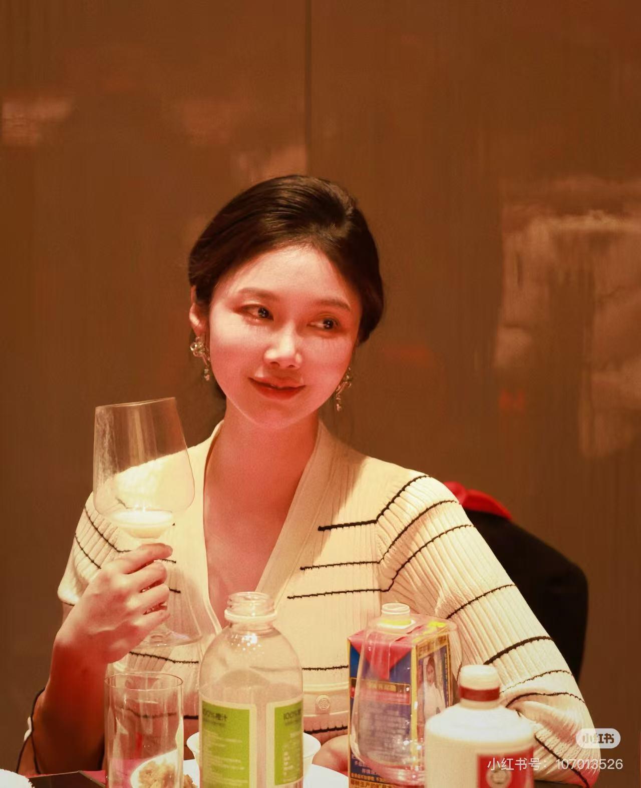 d61ec5c71eb9c2621e6ec863460df233.jpg