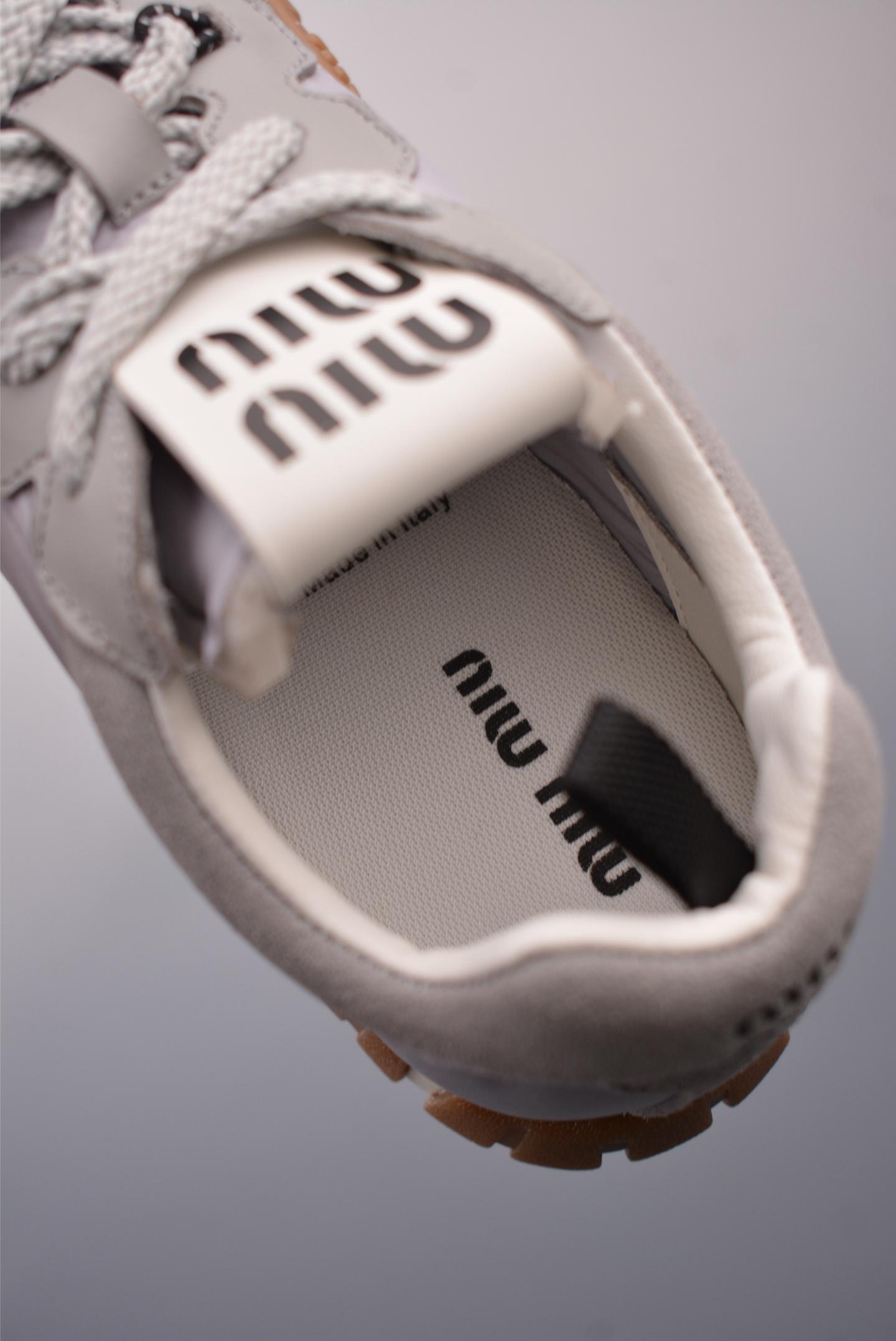 dc9767142e891c30bc5710a33148a190.jpg