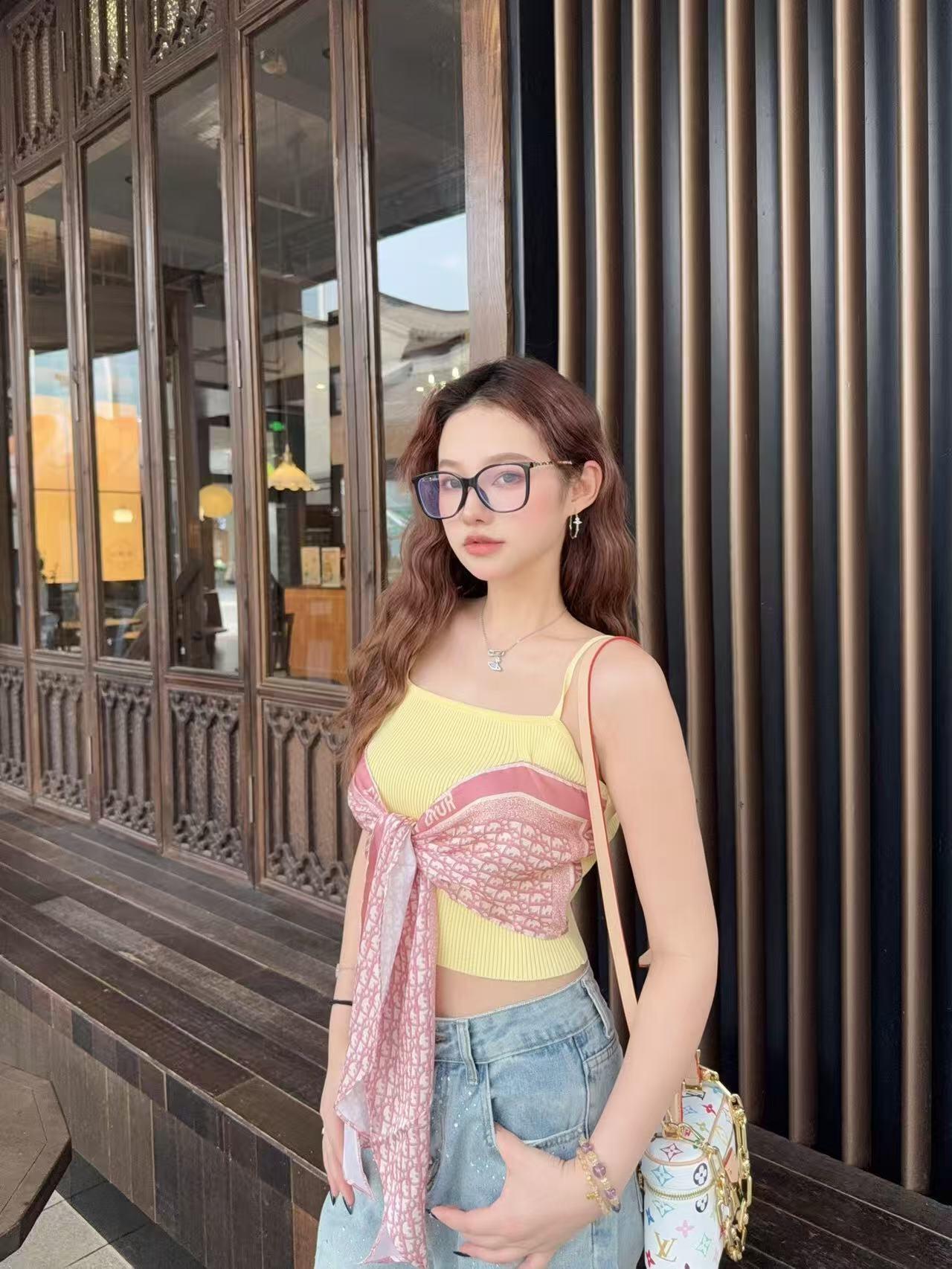 dfe3ed26a85ec4a0ce42e0a96b480c72.jpg