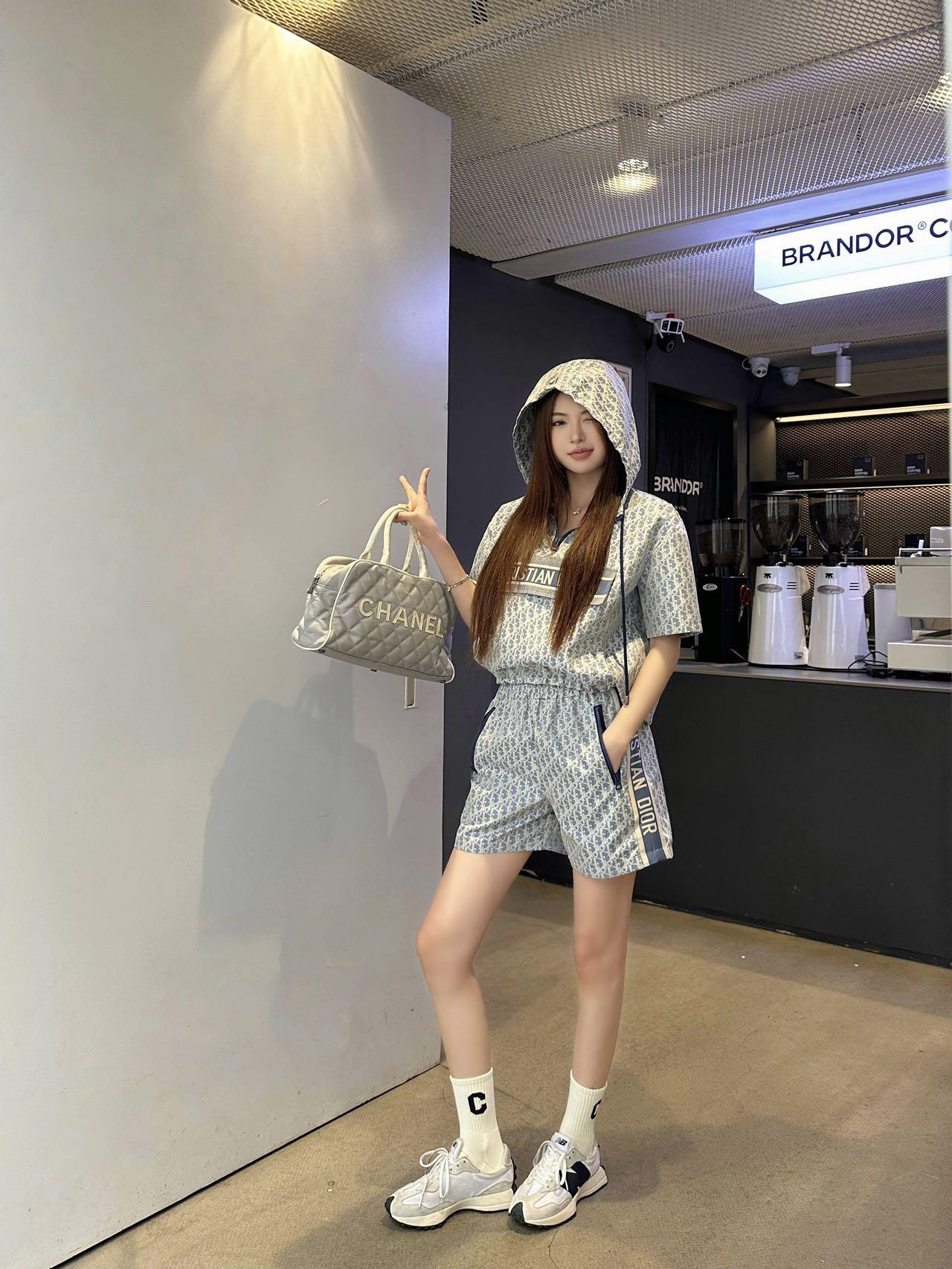 087c6387d14a1226bf6fbac77381ab11.jpg