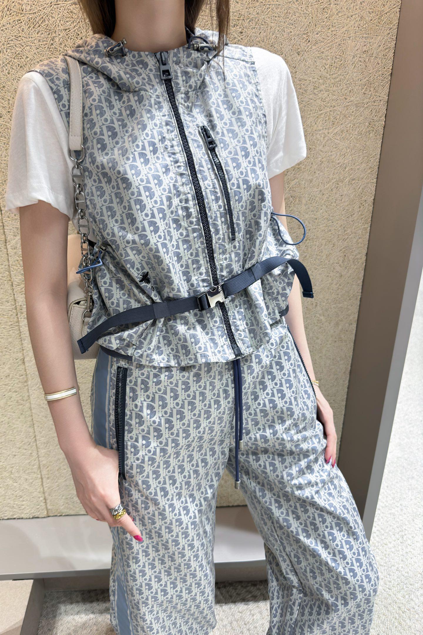 58d7081a2f80159a6de1825b7ce419b3.jpg
