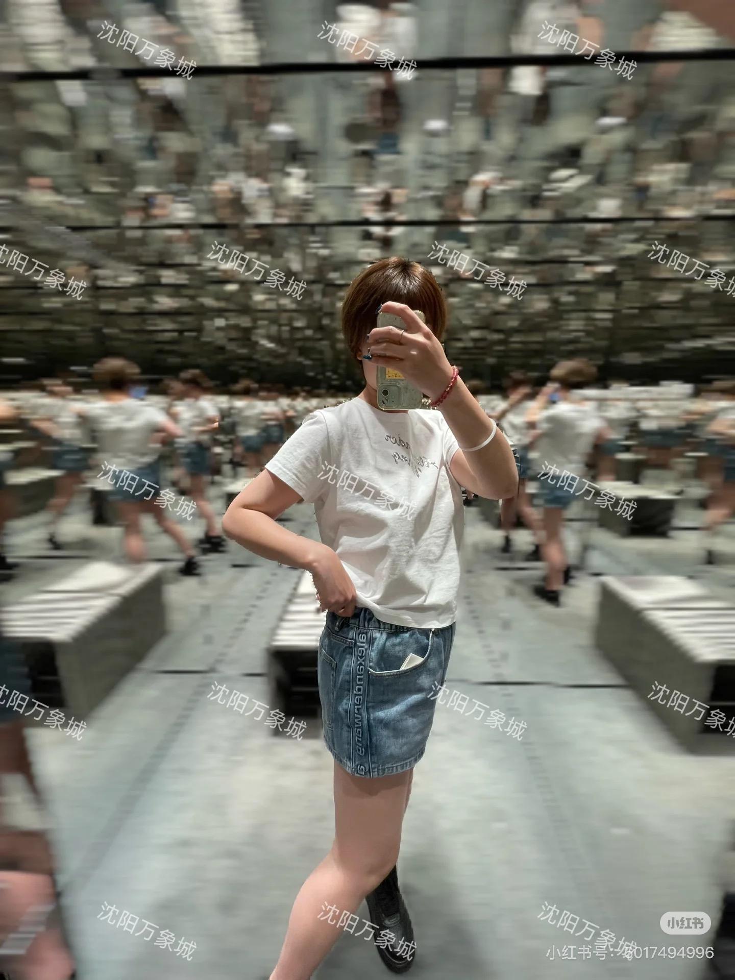 70bc1cbeffff9b3027e4d19555269181.jpg