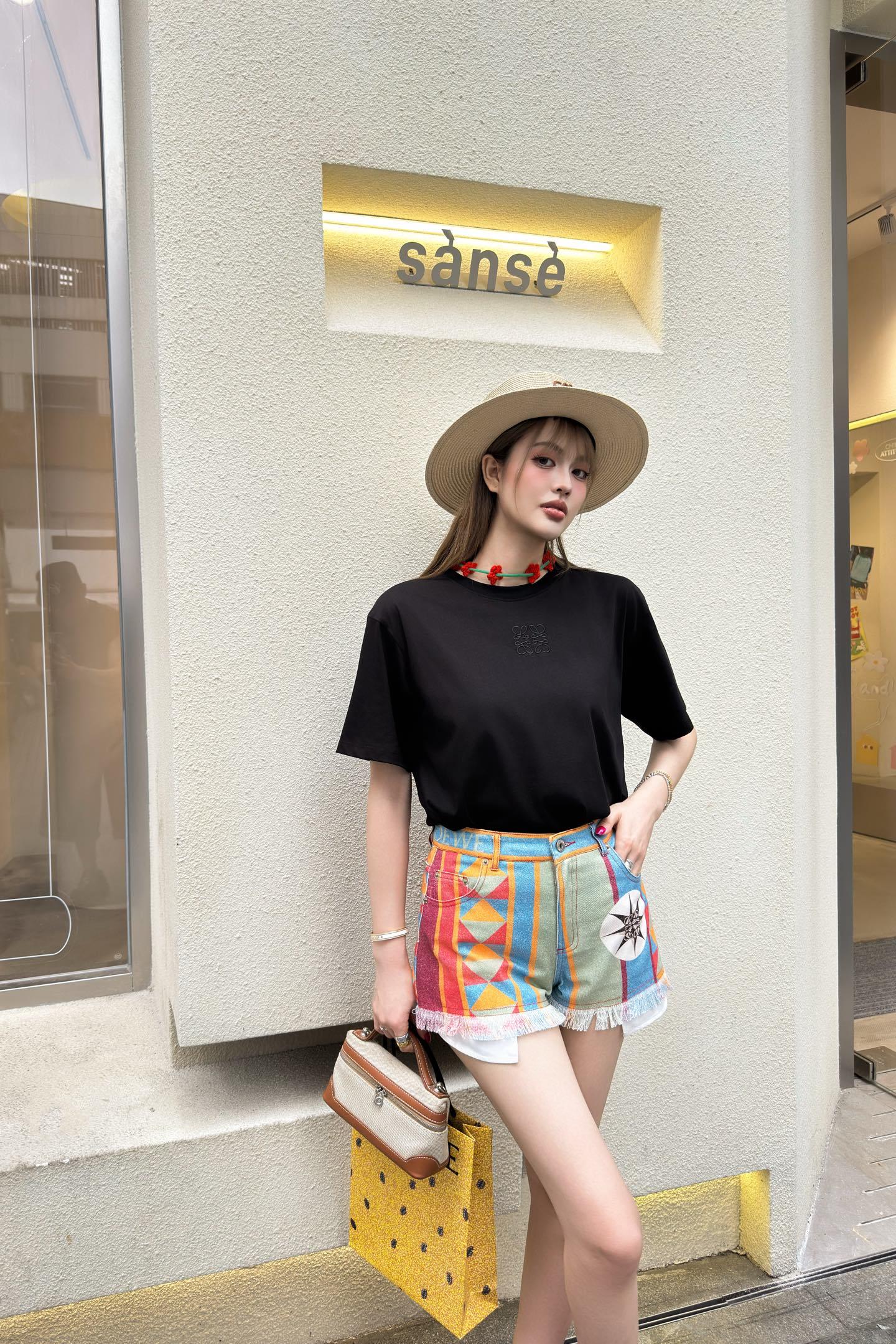 a740ebacbb77ff065a593901cbfde2fc.jpg