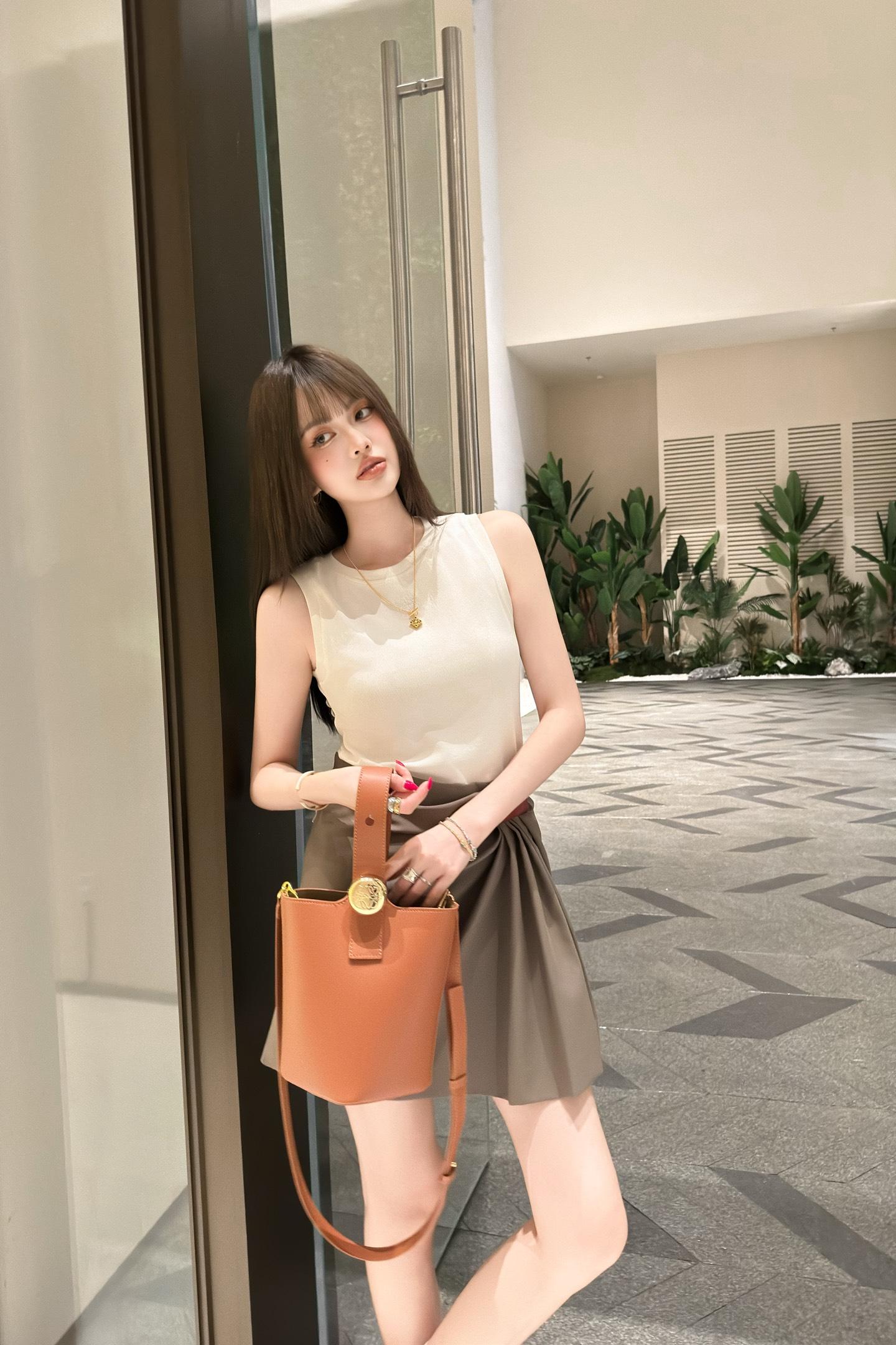 b70434ea55c0494564f3b77c1ac0b1dc.jpg
