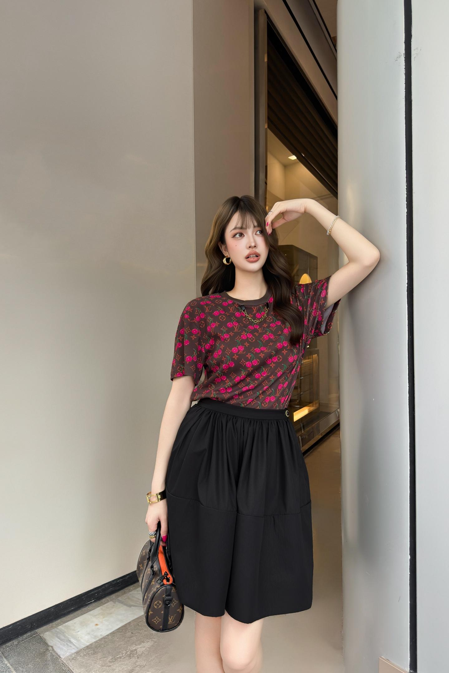 c53bfd5d6146d7ff7904c54a4f64f1f8.jpg