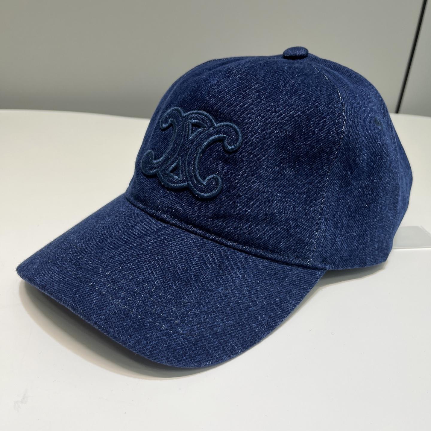 f4c71efc6624f116b424f986bce8cf28.jpg