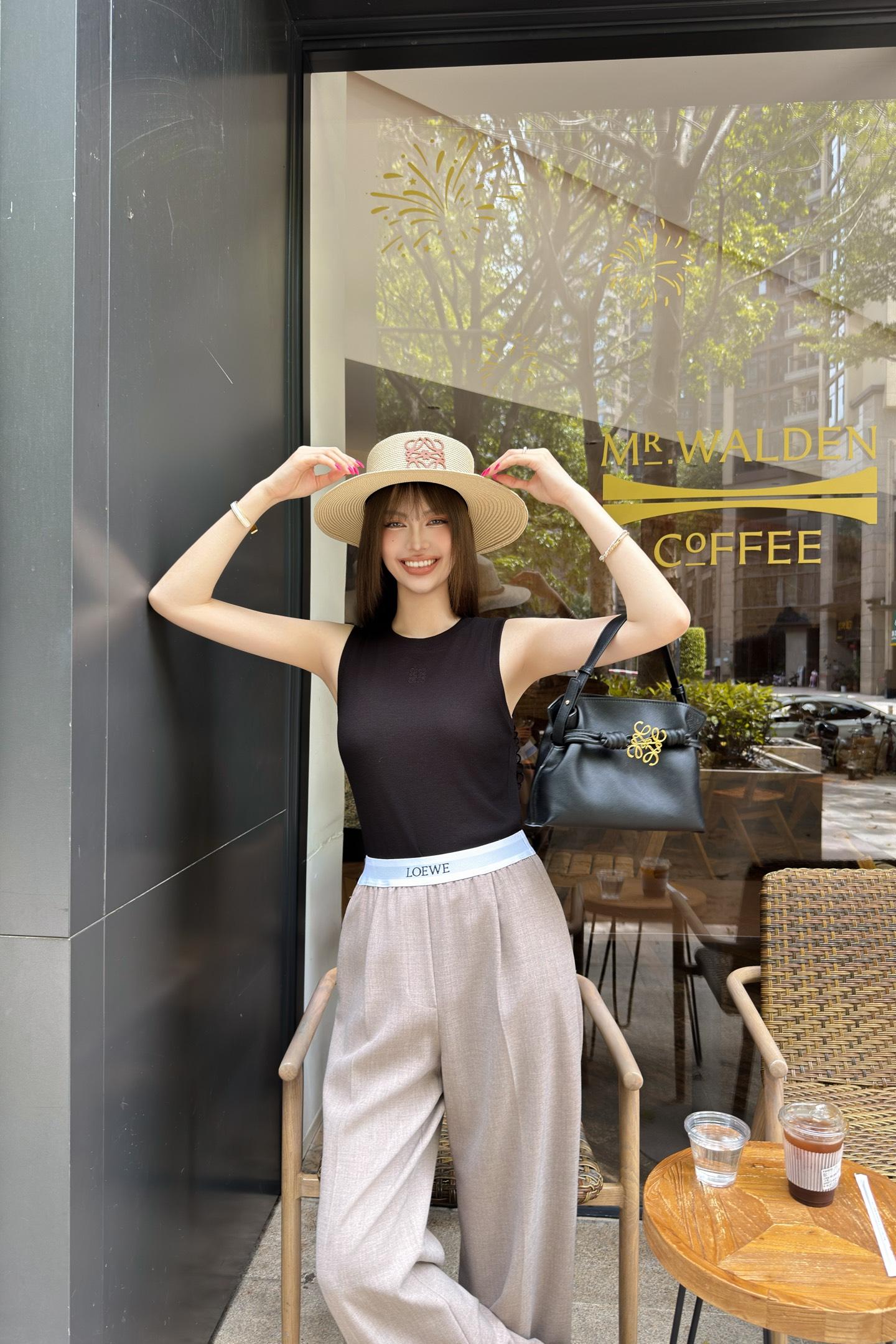 f953cc160f16a236abeccbe1ecc7ab8d.jpg