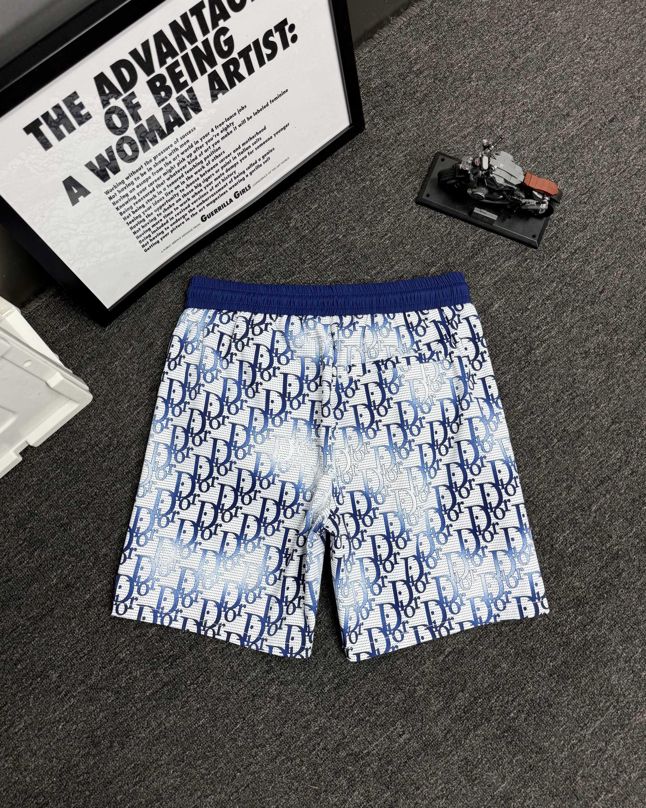 827c947ff007fd9ec956279c5e7968ab.jpg