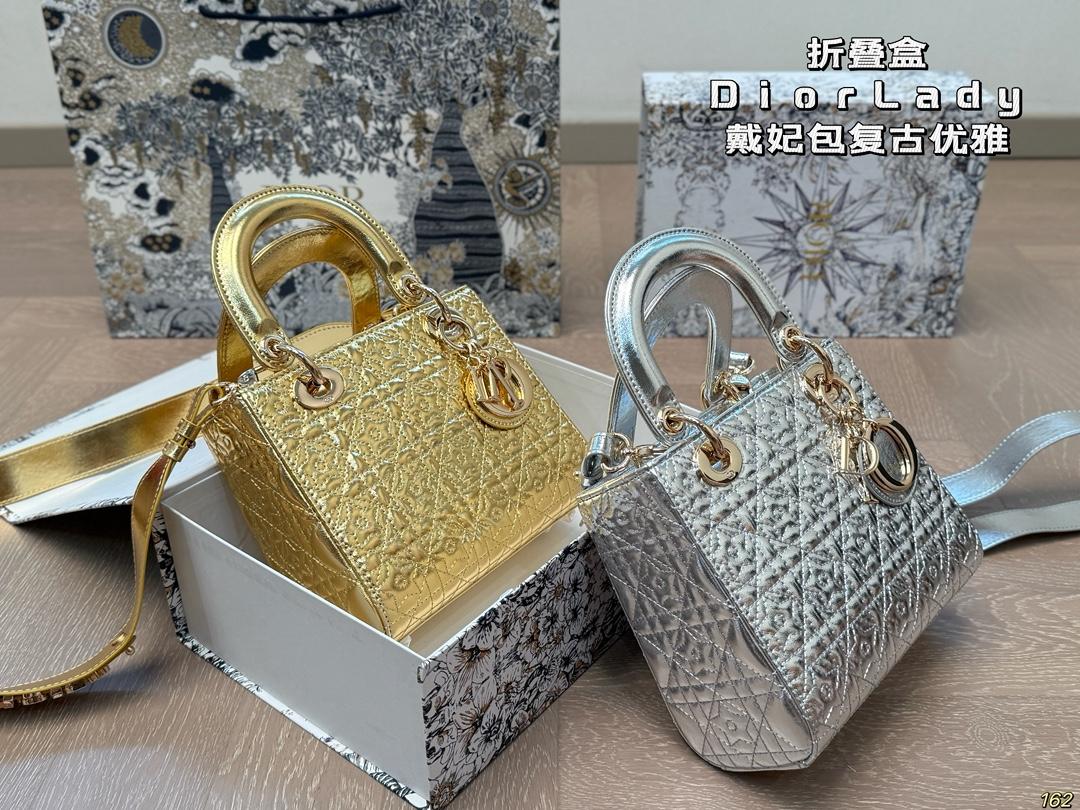 38fefee05b057a62e45421436cf564f9.jpg