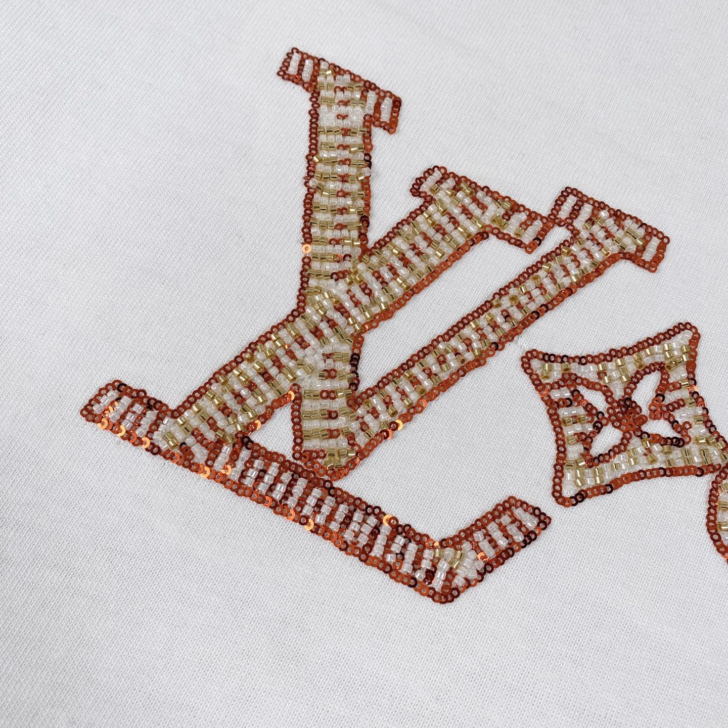 69e92a21ed6f89bf28a08de64ab2286c.jpg