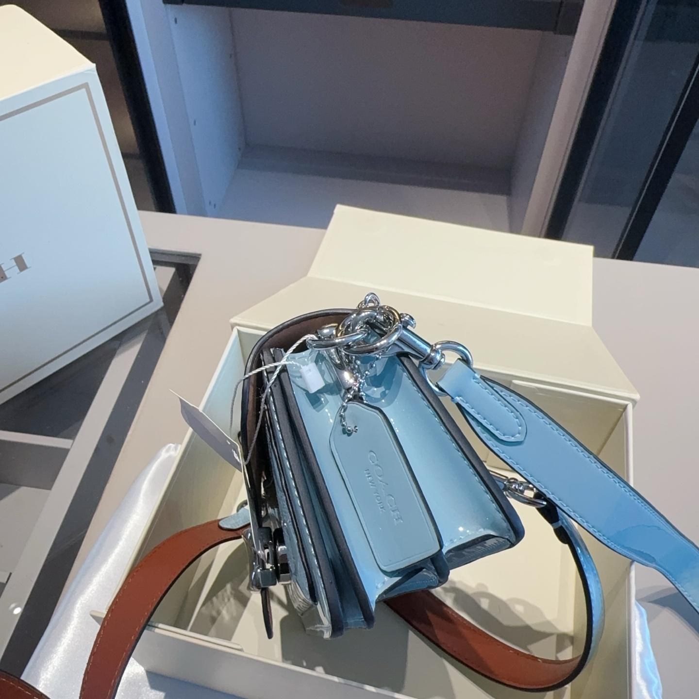 c5966fe83b1e16935114ae1ebf1bd6d7.jpg