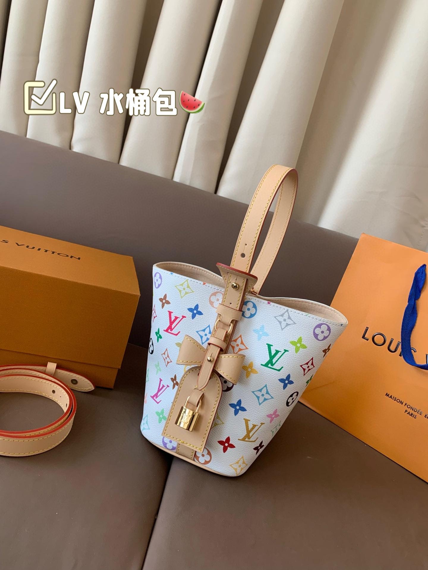 18fac8a4325aa9c1036d41f66f82dbe5.jpg