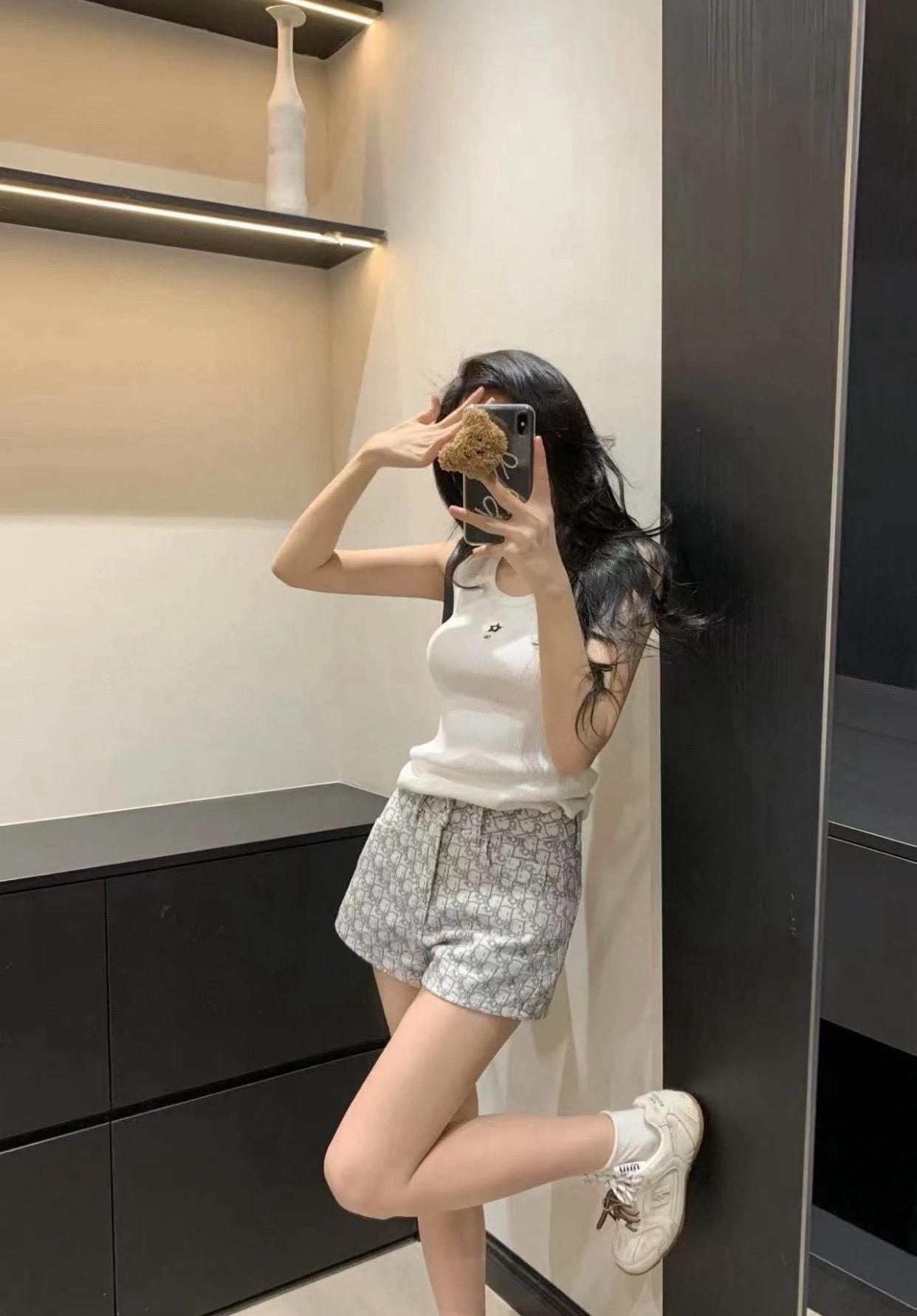 6ce11b3cea2819a92aa574d60099e8ad.jpg