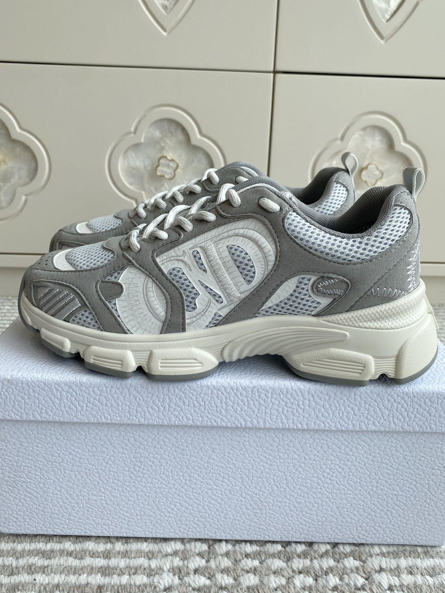 997ac56c01fdd78bbc2c5e813fb3089b.jpg