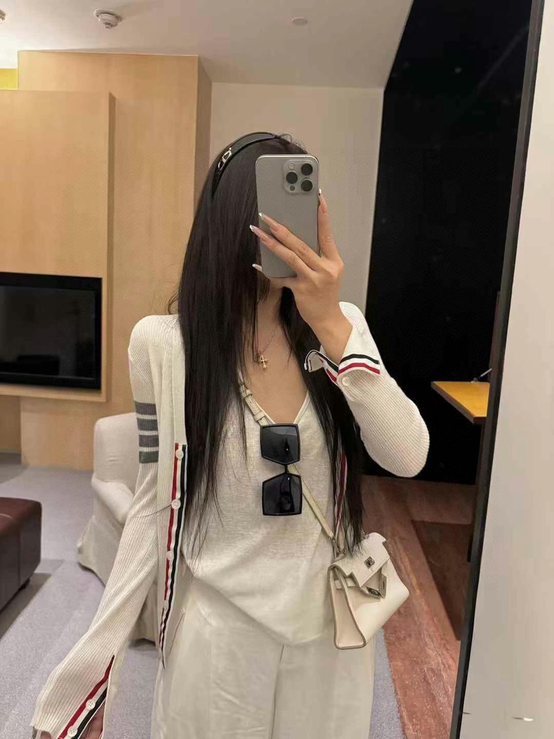 e7e29c8000a4bb49a7ce0f4dfcf2d9b9.jpg