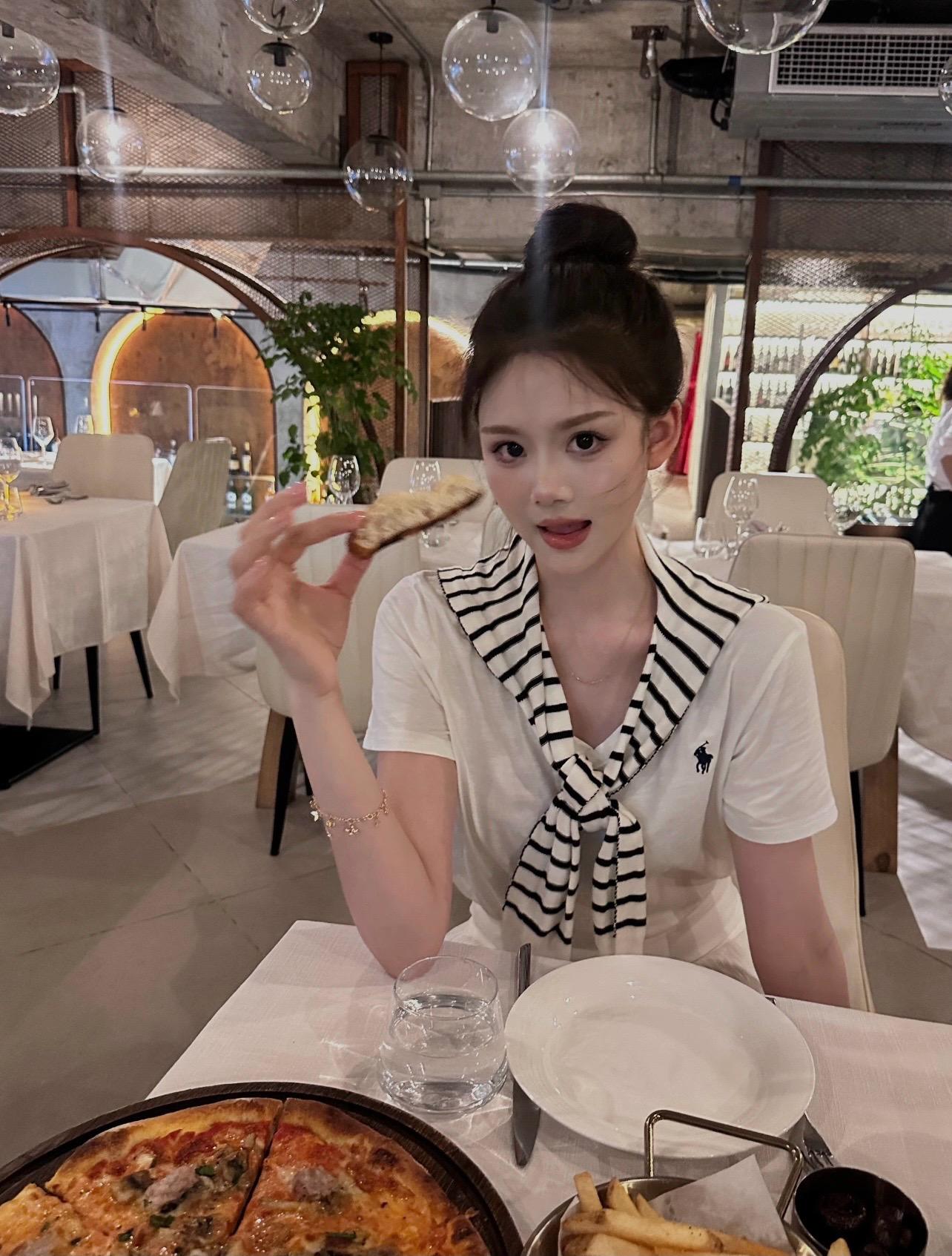 ee596aab1bc6cf31e828efe5f5114b0c.jpg
