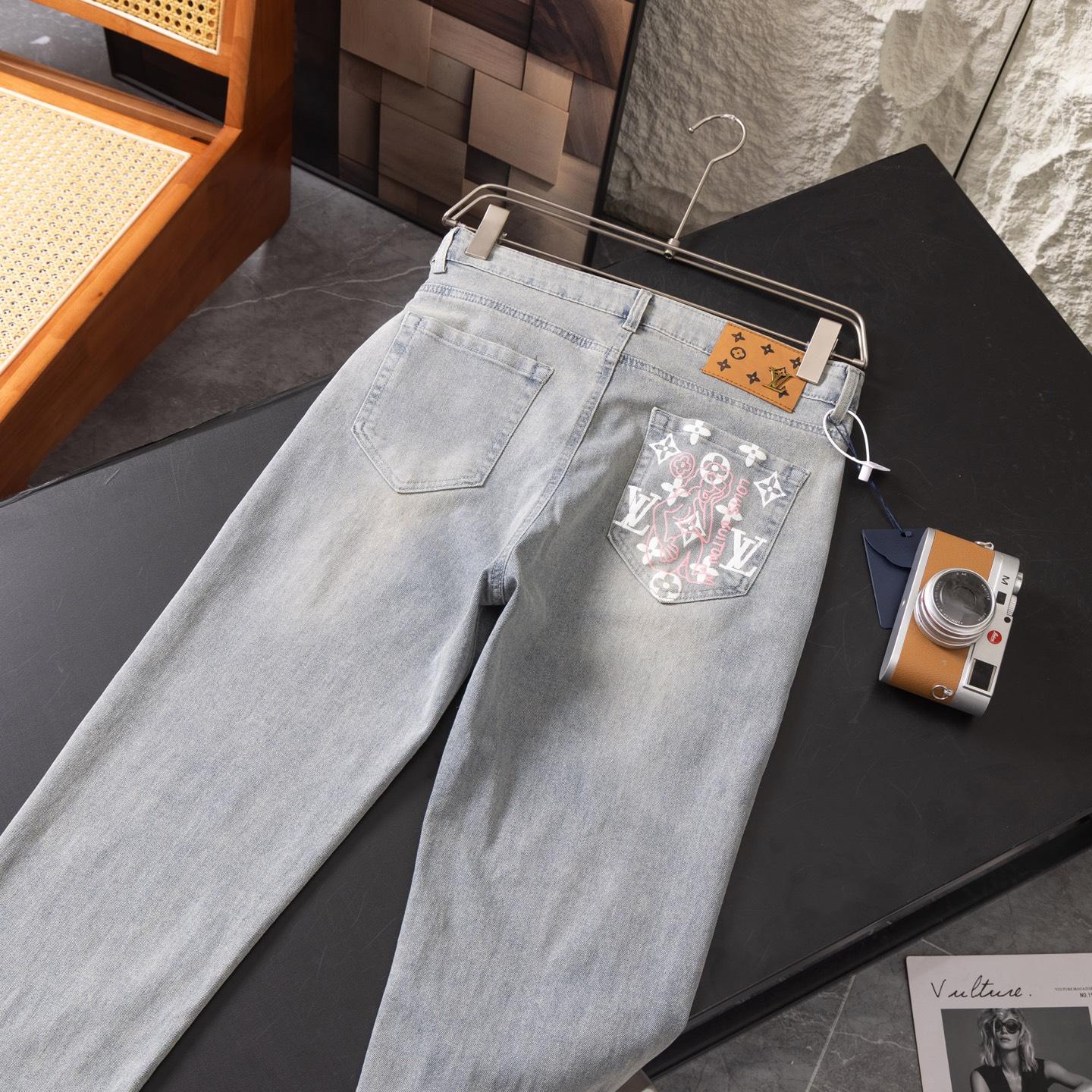 efa555fc523a39f56f884a6de9be6bc2.jpg