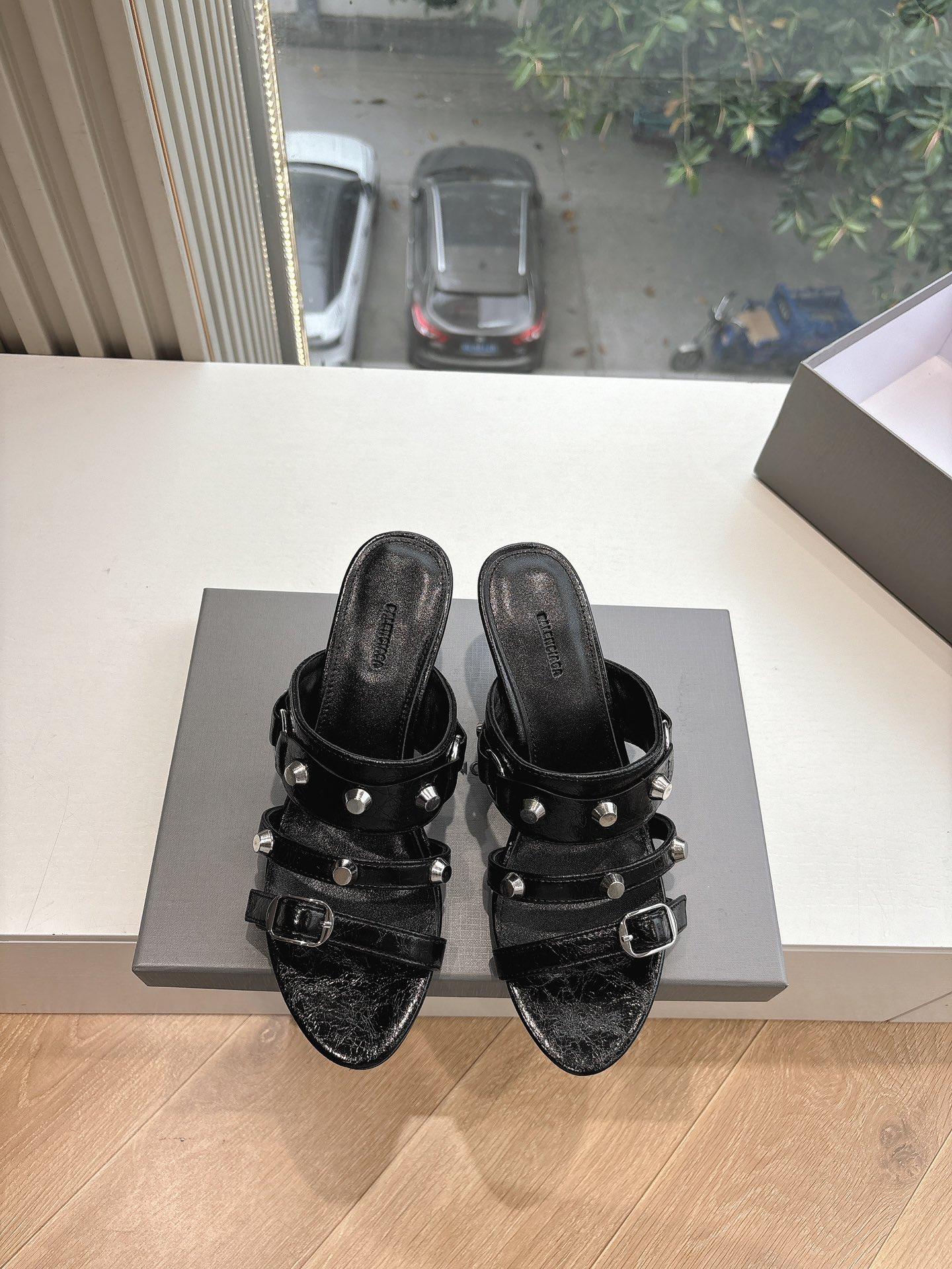 f321134ca161c315afaaed7808793b81.jpg