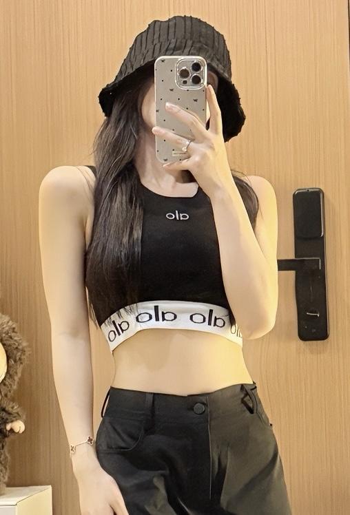 4b057e56466292cc3cc7e61757542ef4.jpg