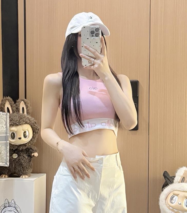 8f44294069fc7a0da2e7d35a76031a34.jpg