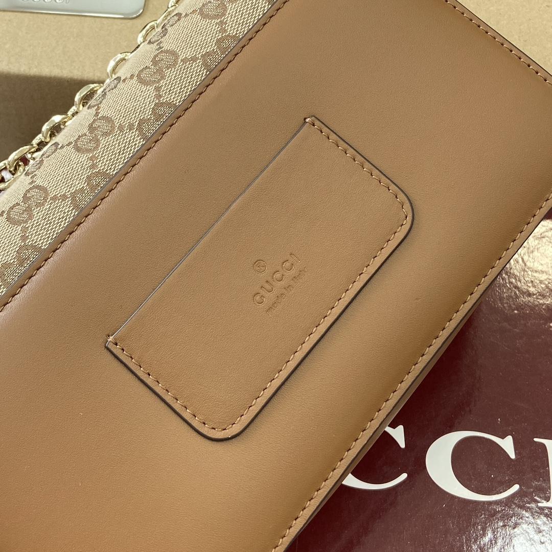 22622aed7452a3a5d9ba30b75e75cd00.jpg