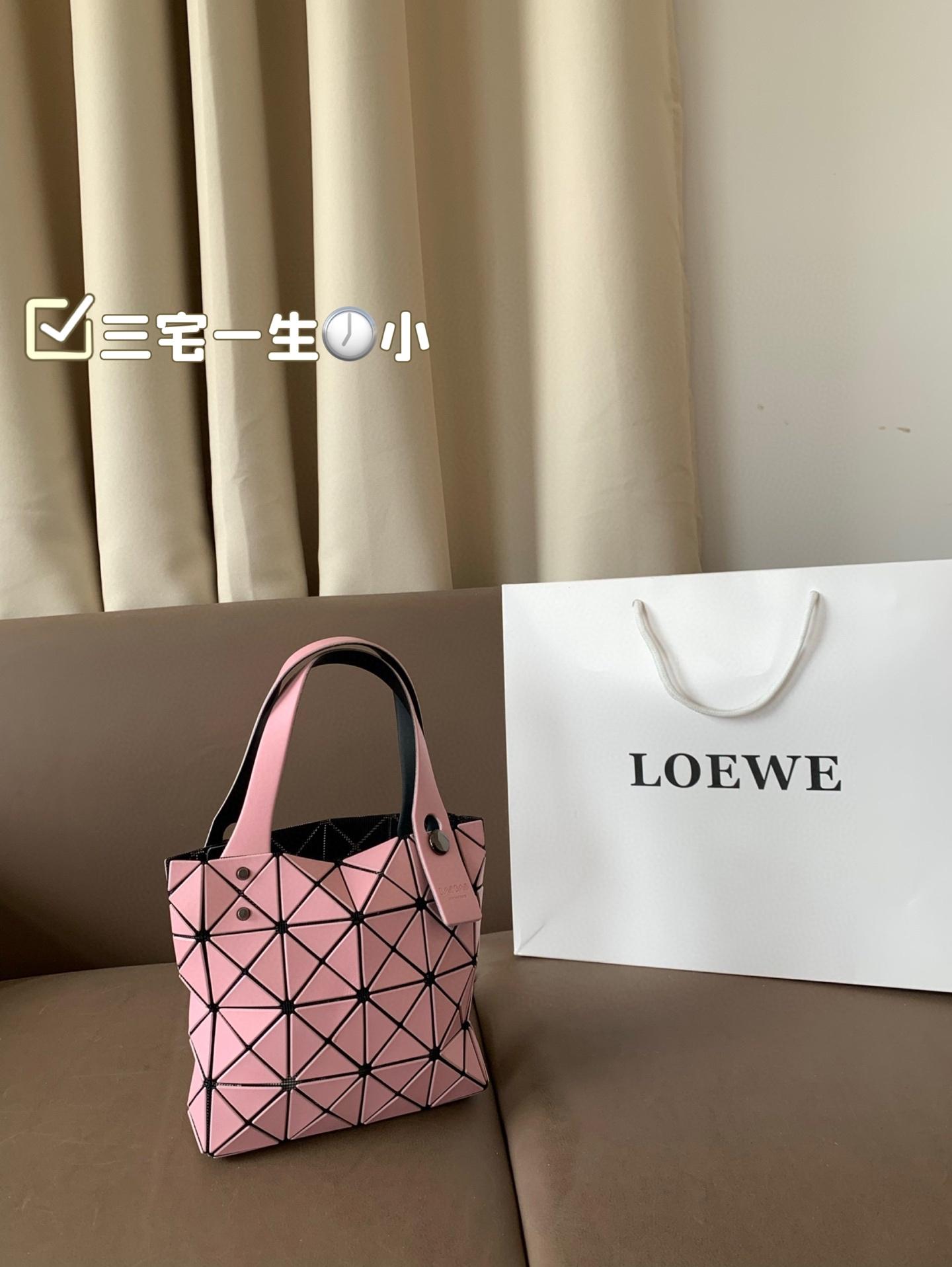 a2e5bd34aaaec2f5a8a150f4ea67a623.jpg