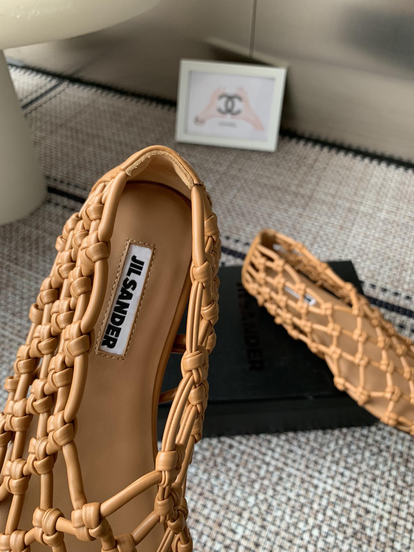 090efcdc14be359963fda36ed95838de.jpg