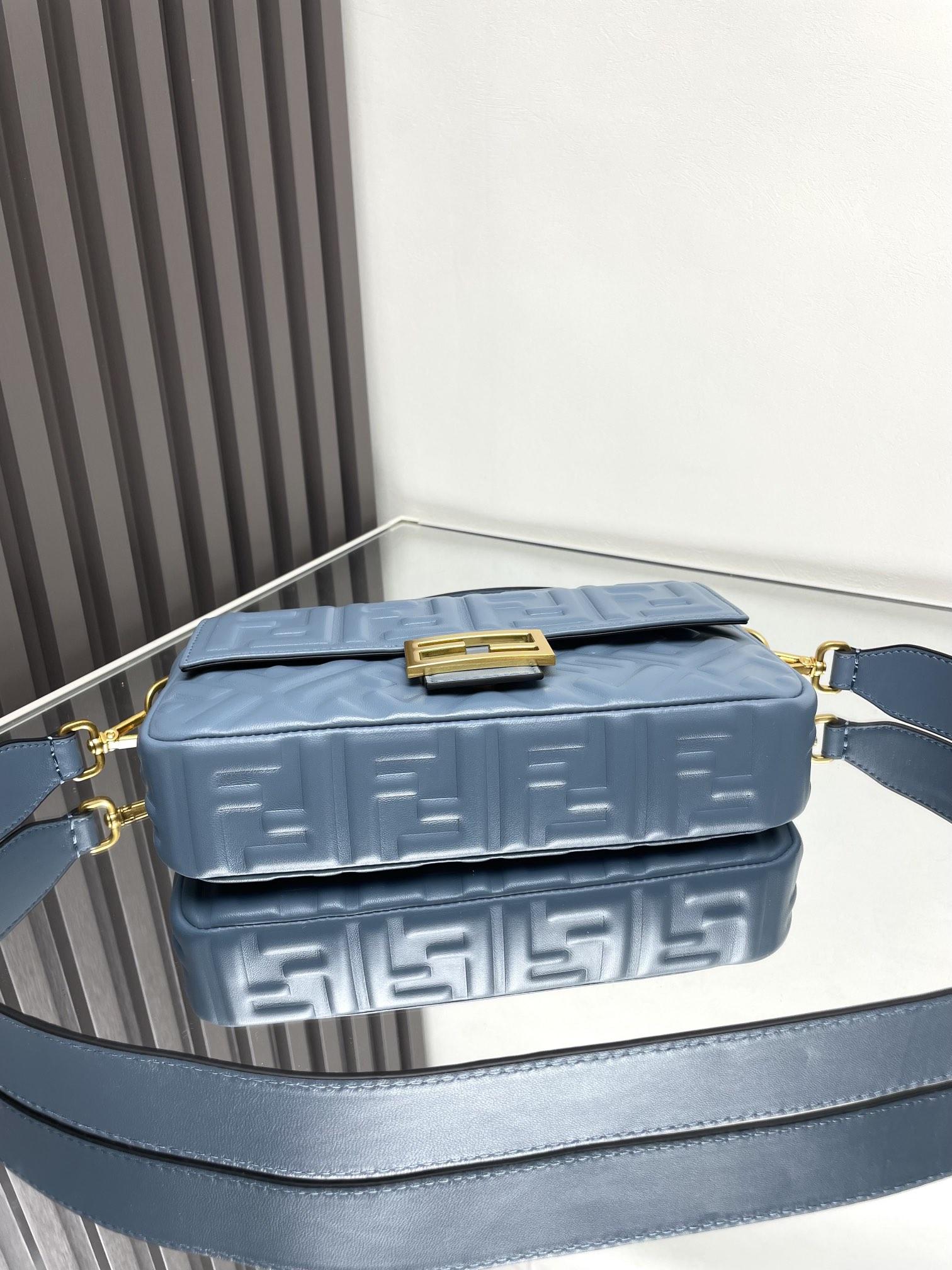 3d7528e9036910423623d74ba5715ebc.jpg