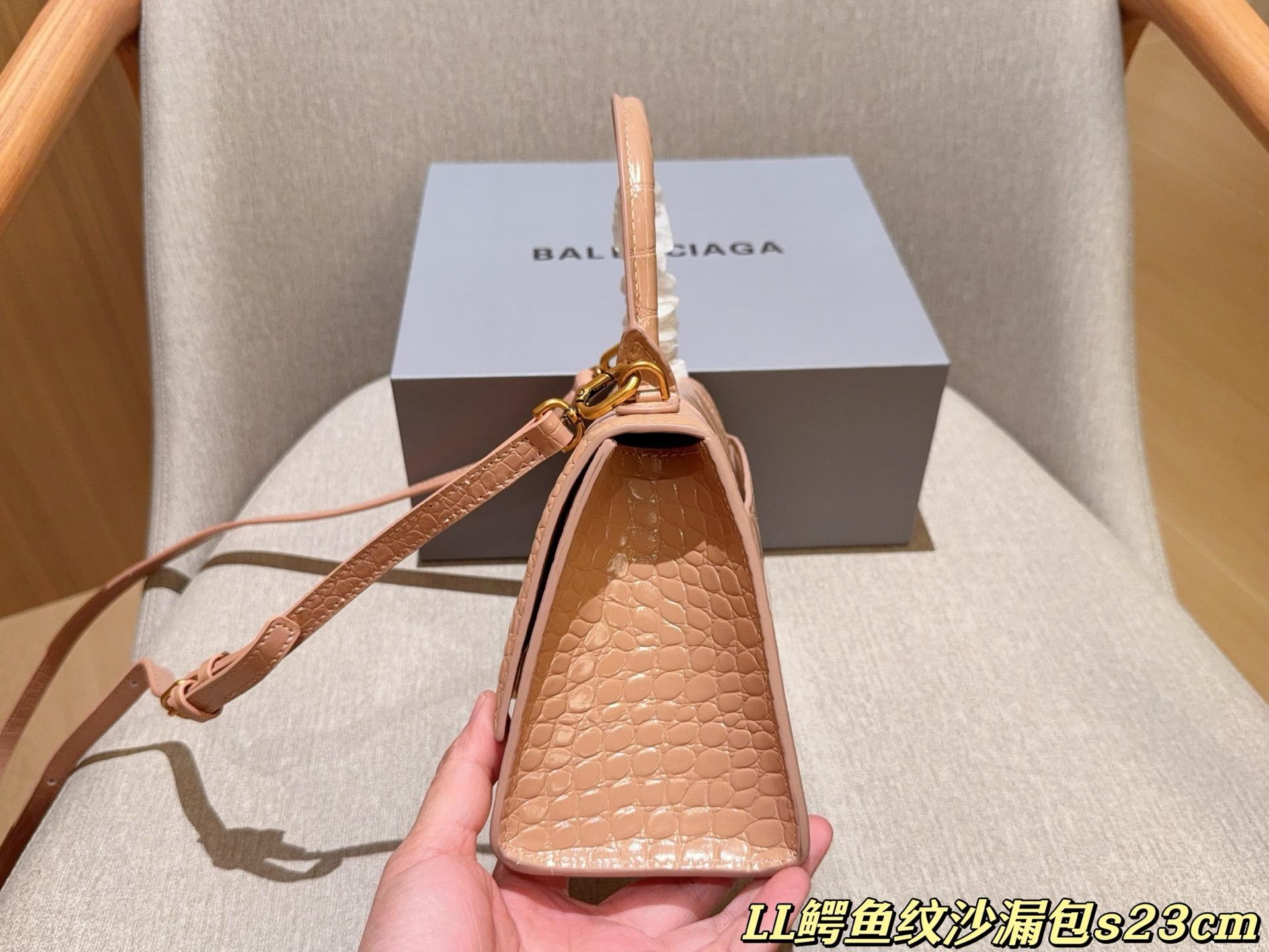 558ae82921822fa86a6d3d2550efe763.jpg
