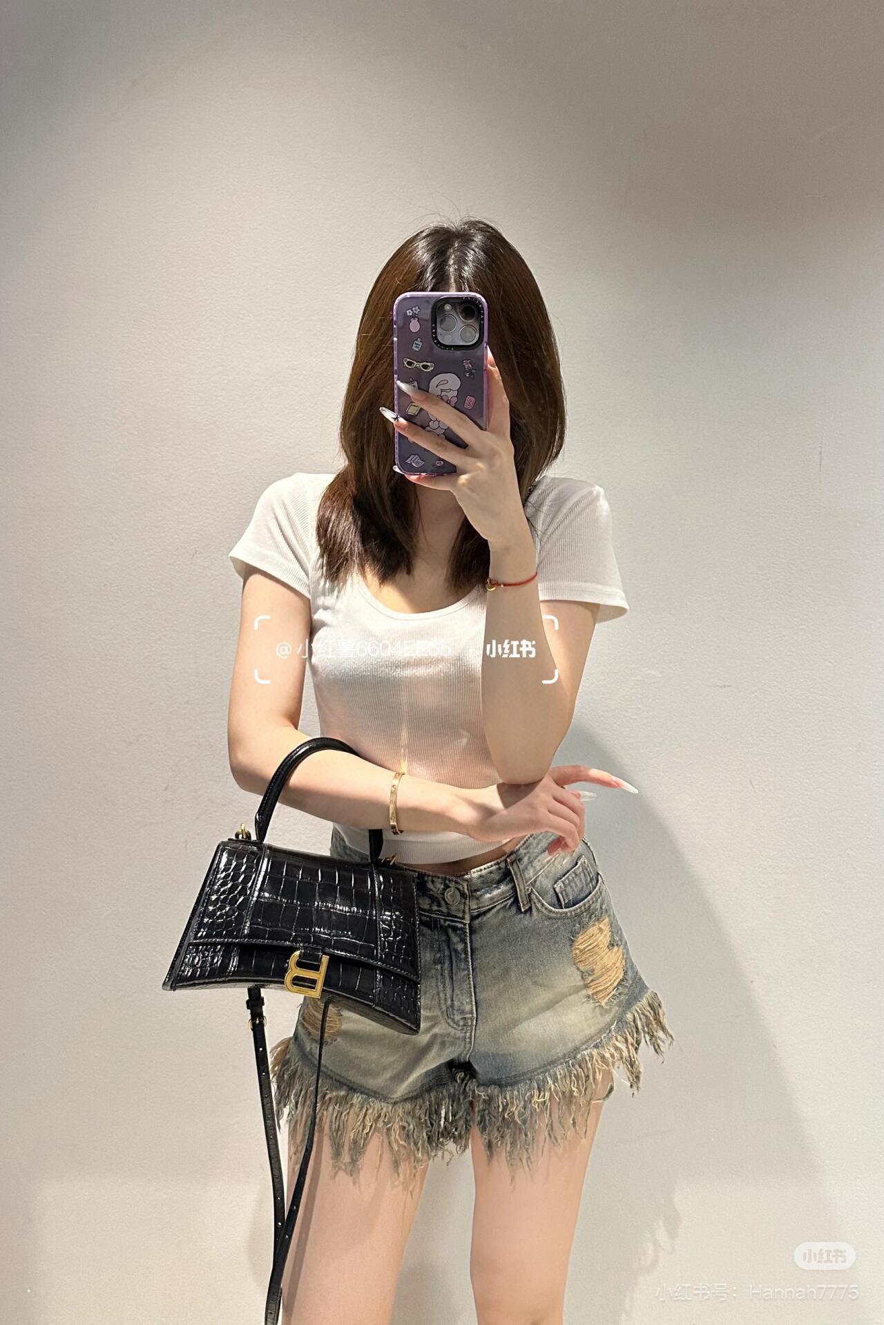 a2d924d9d25ff9acd09442aeda63a687.jpg