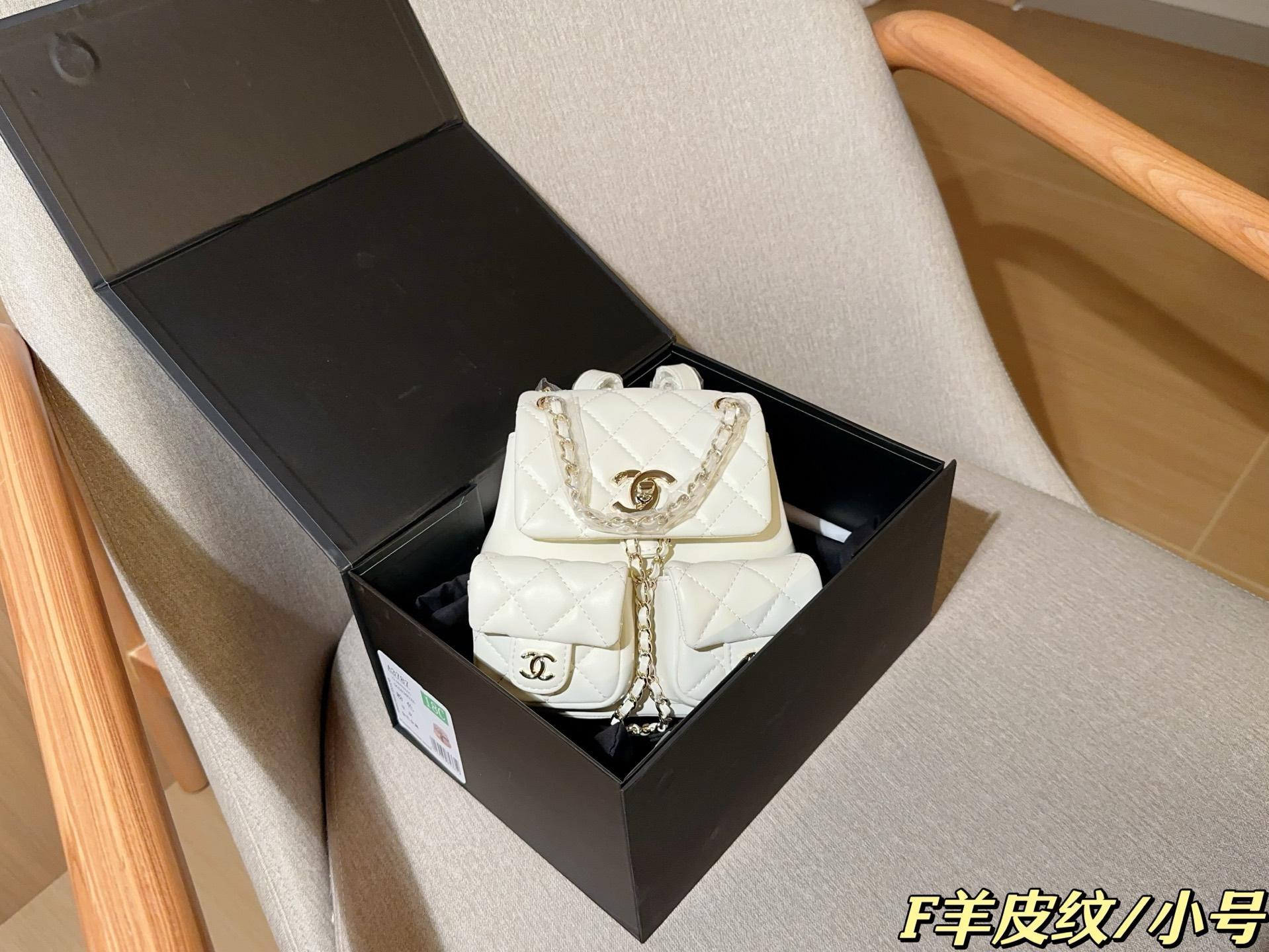 abb12b7a08399c9071bd9a3e60f07bfe.jpg