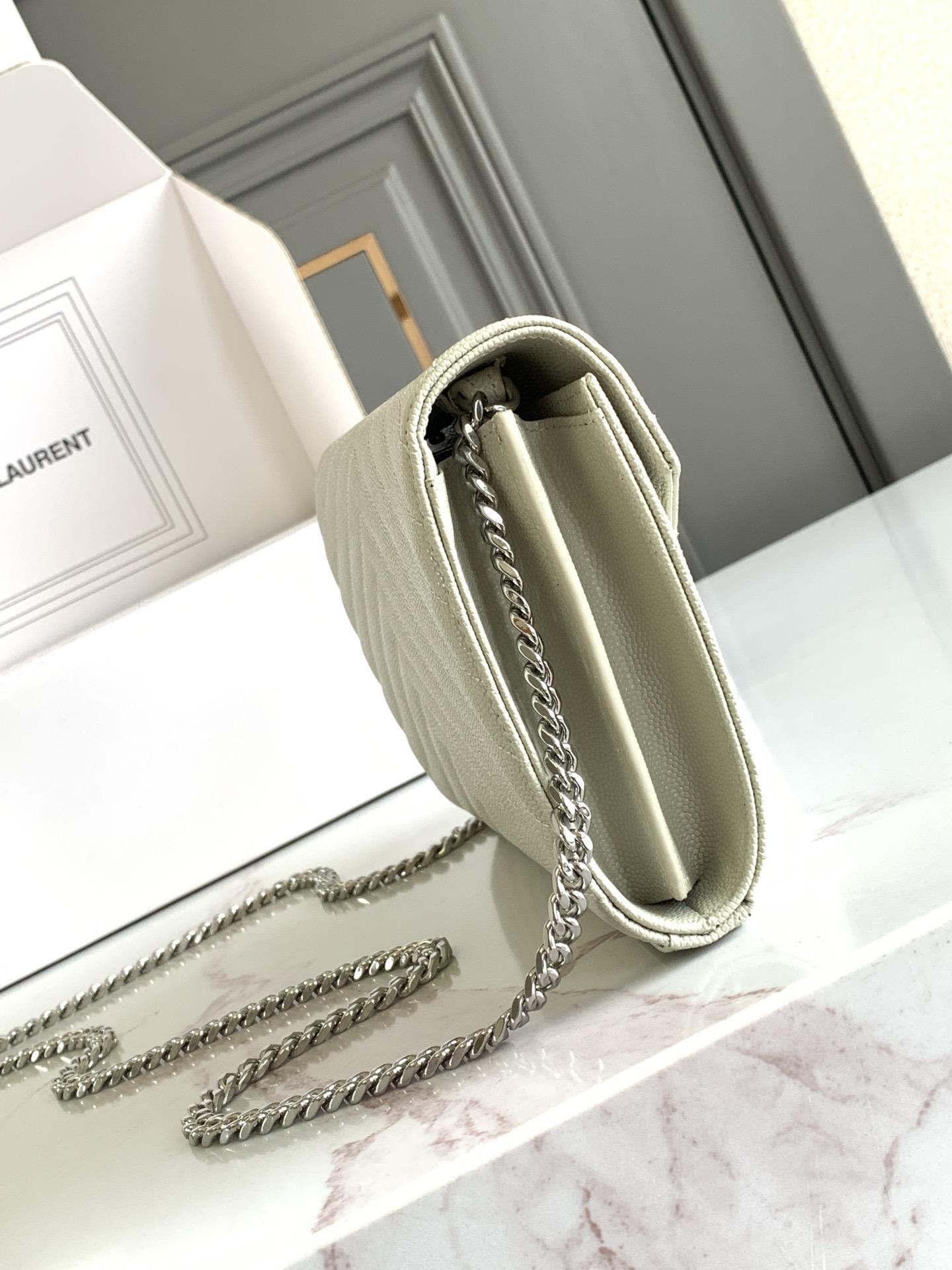 bf8819e79000fdc2ac9e2aaee01cefc4.jpg