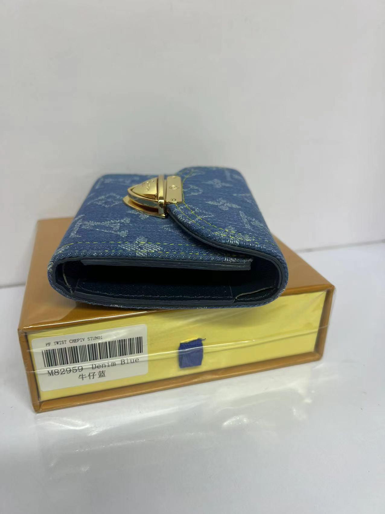 4feca702260d6fe6ee1dc388865044fc.jpg