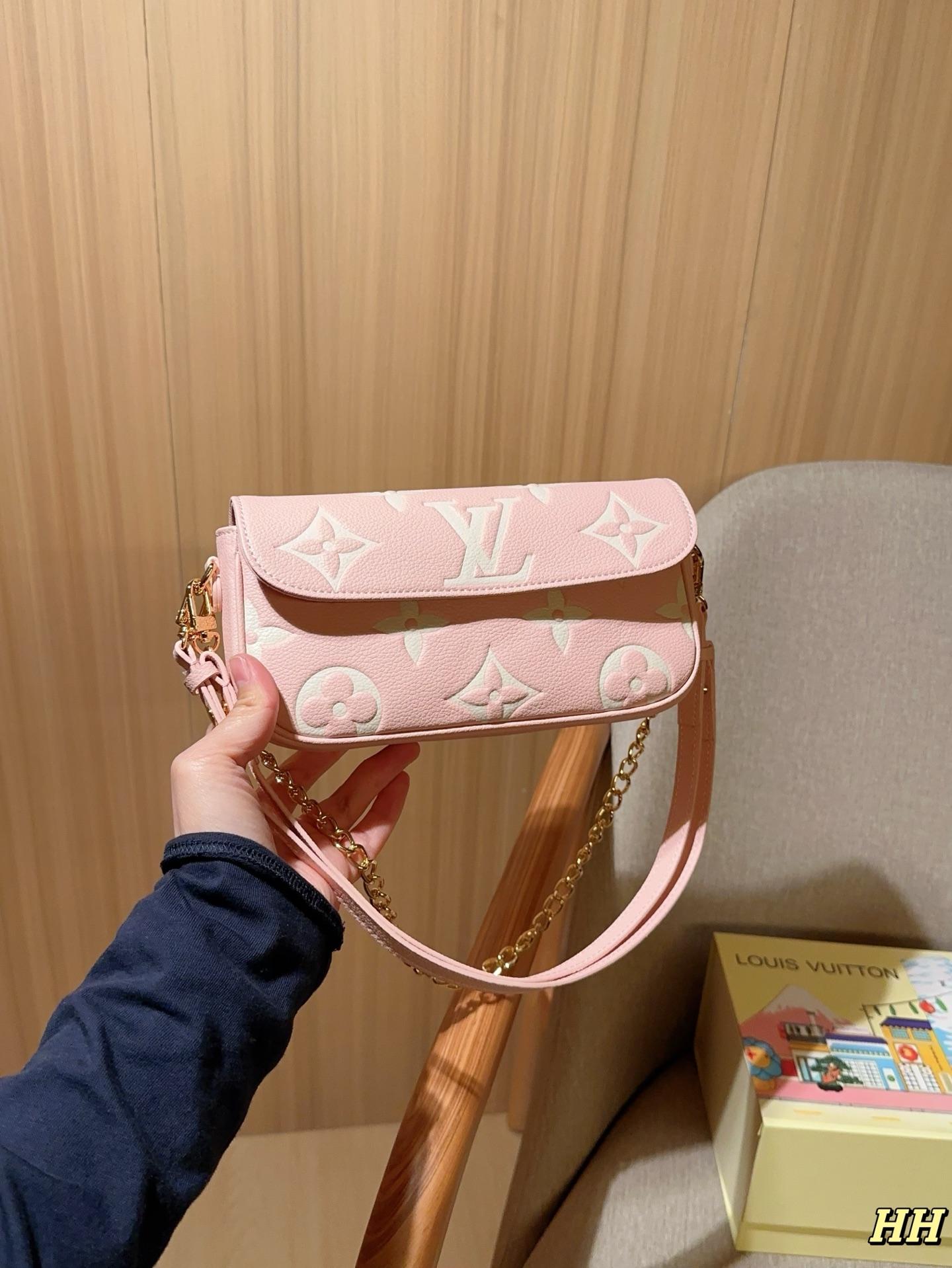 a301516e6c24d632dd1204fcb256a1b1.jpg