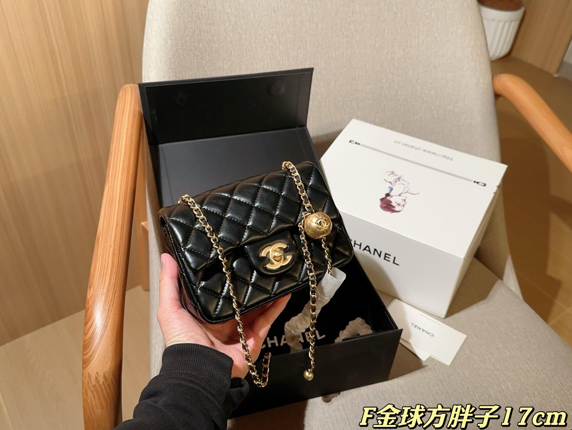ad6c8ed51ccc6058e005661a05e215e8.jpg