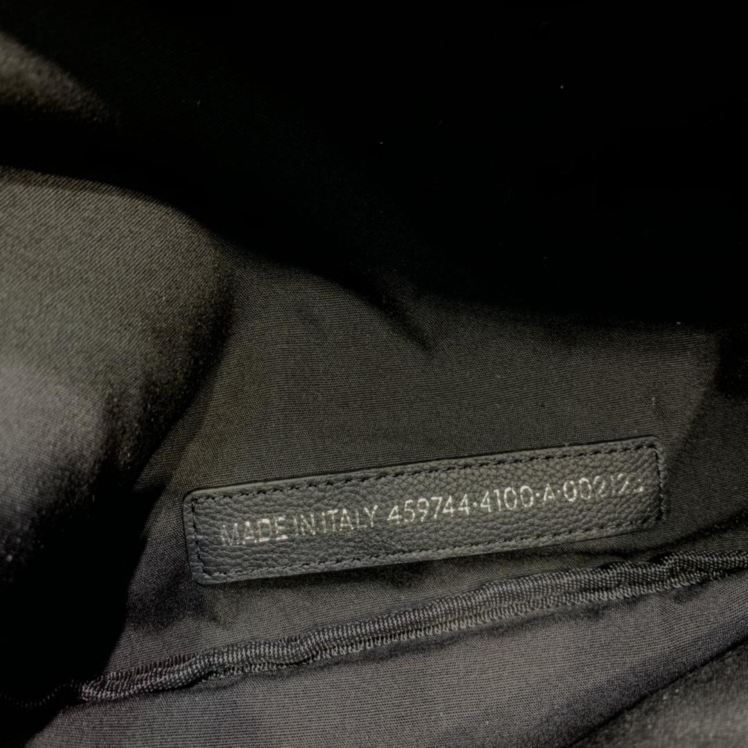 f0e1206658b24a1871e395036429c9c0.jpg